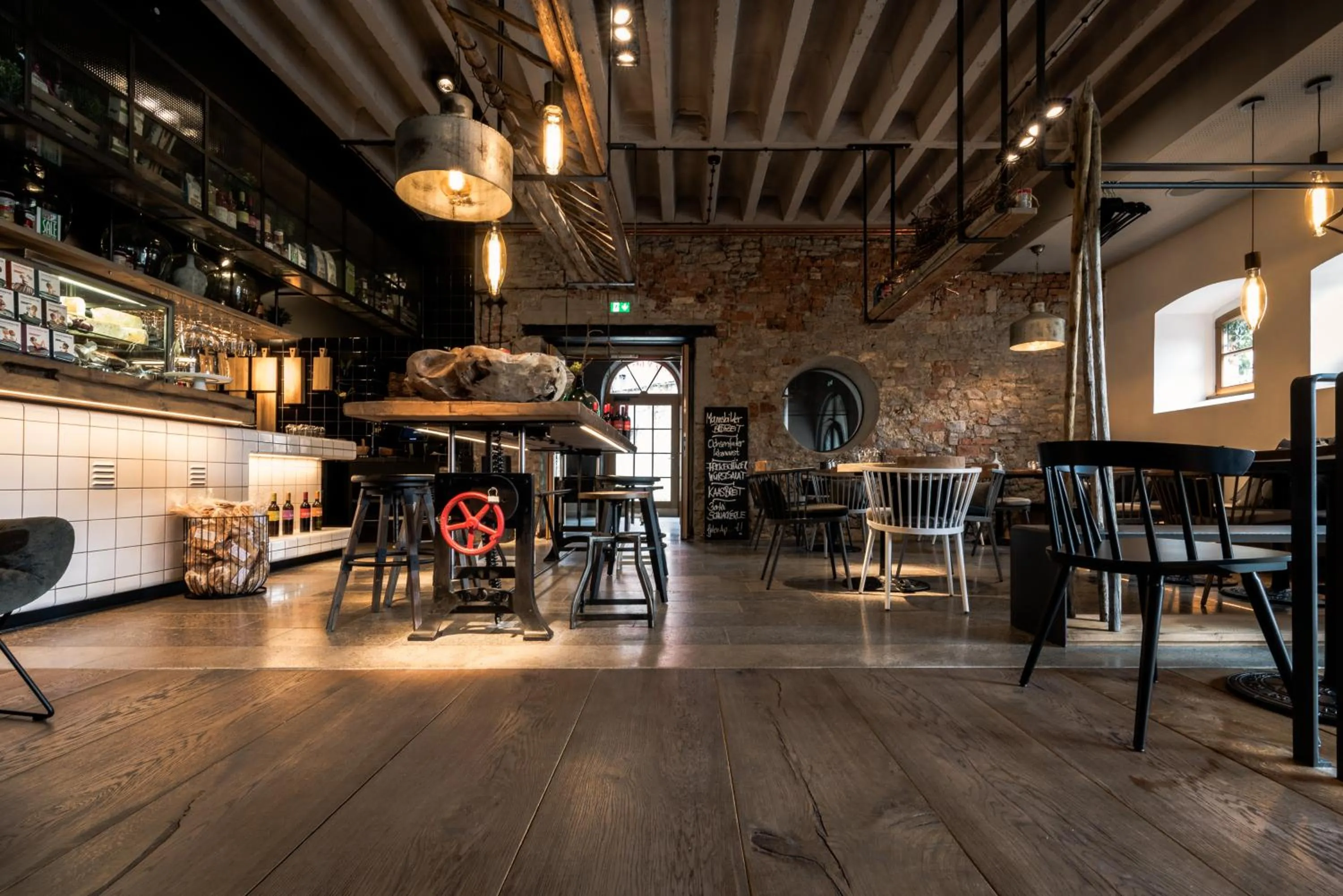 Restaurant/places to eat in Hotel / Weingut Meintzinger