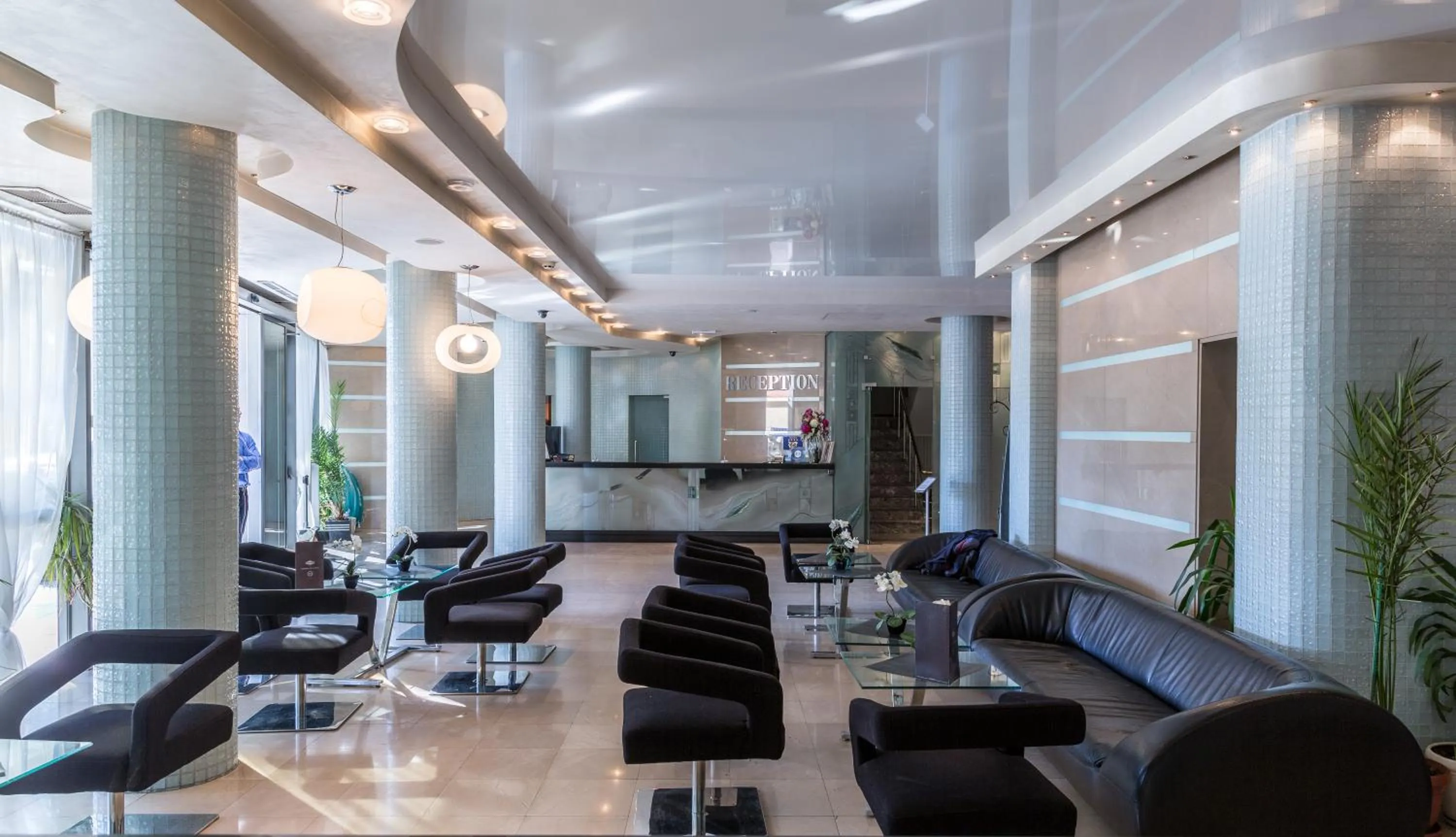 Cosmopolitan Hotel & Wellness