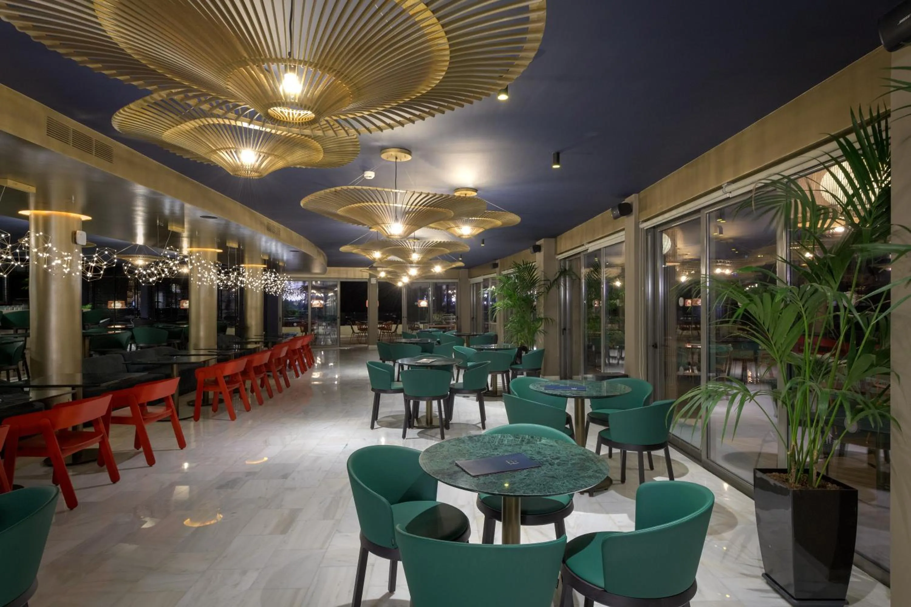 Lounge or bar in Olympic Palace Hotel