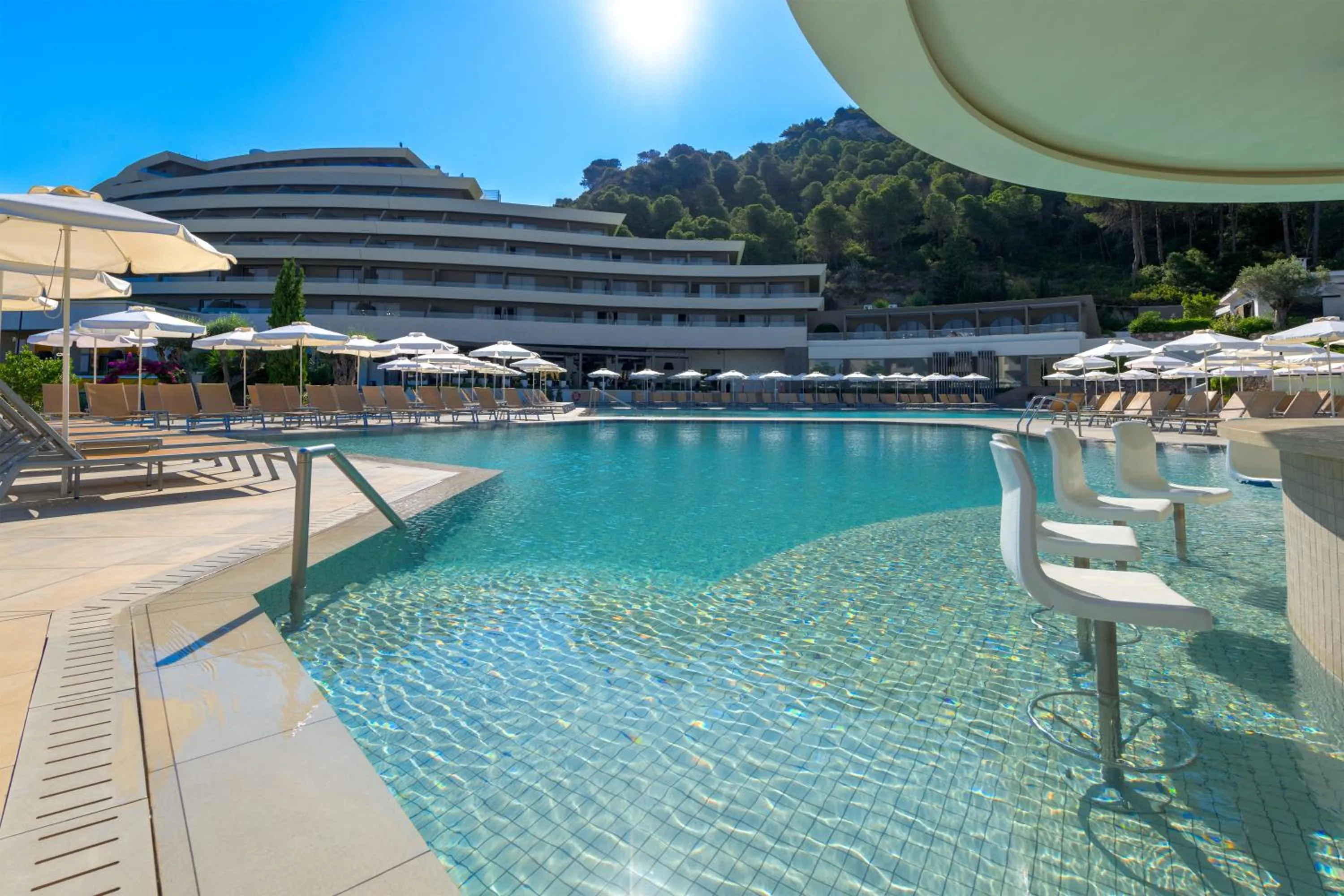 Swimming pool in Olympic Palace Hotel