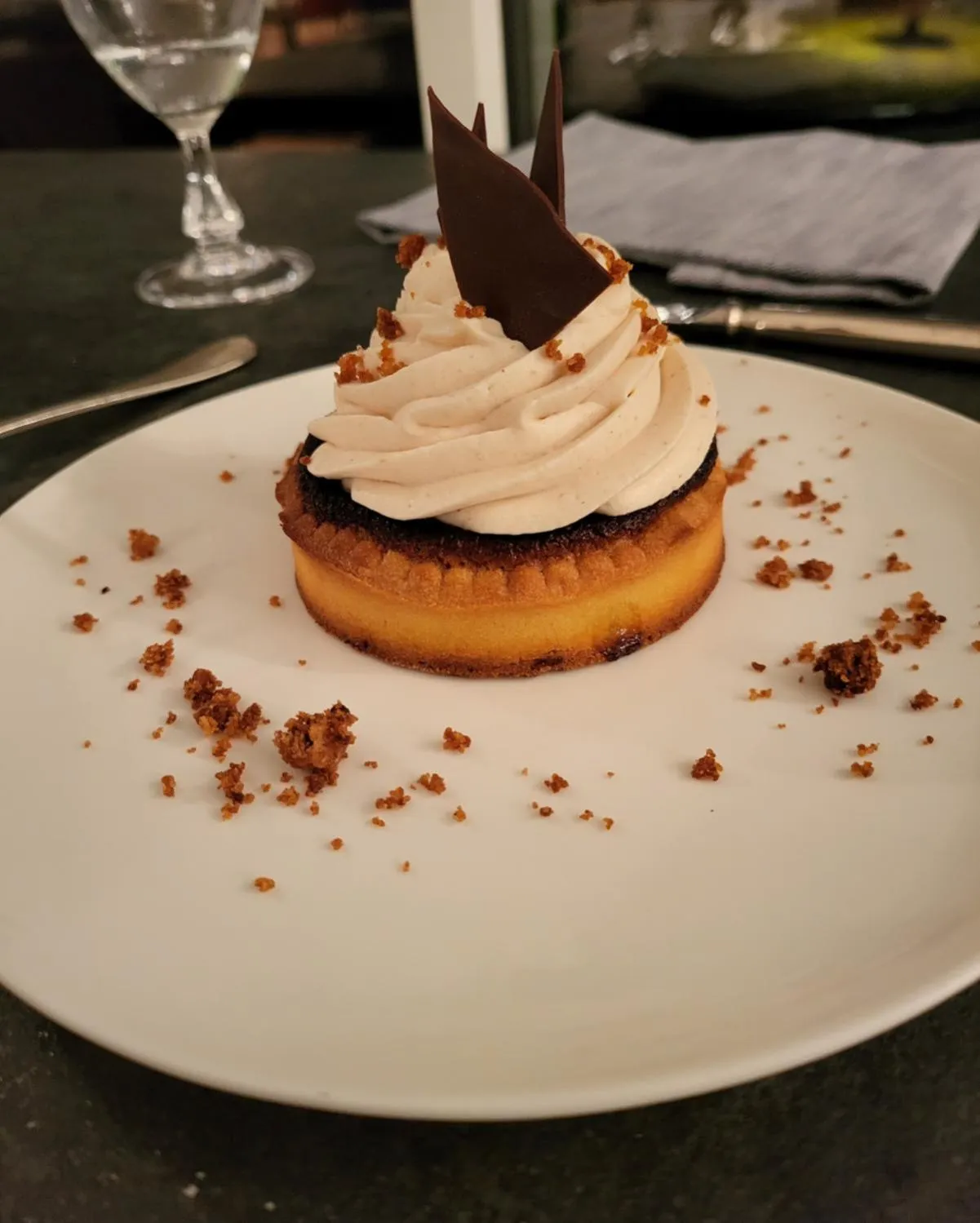 Restaurant/places to eat in Hôtel Causse Comtal Rodez, The Originals Relais