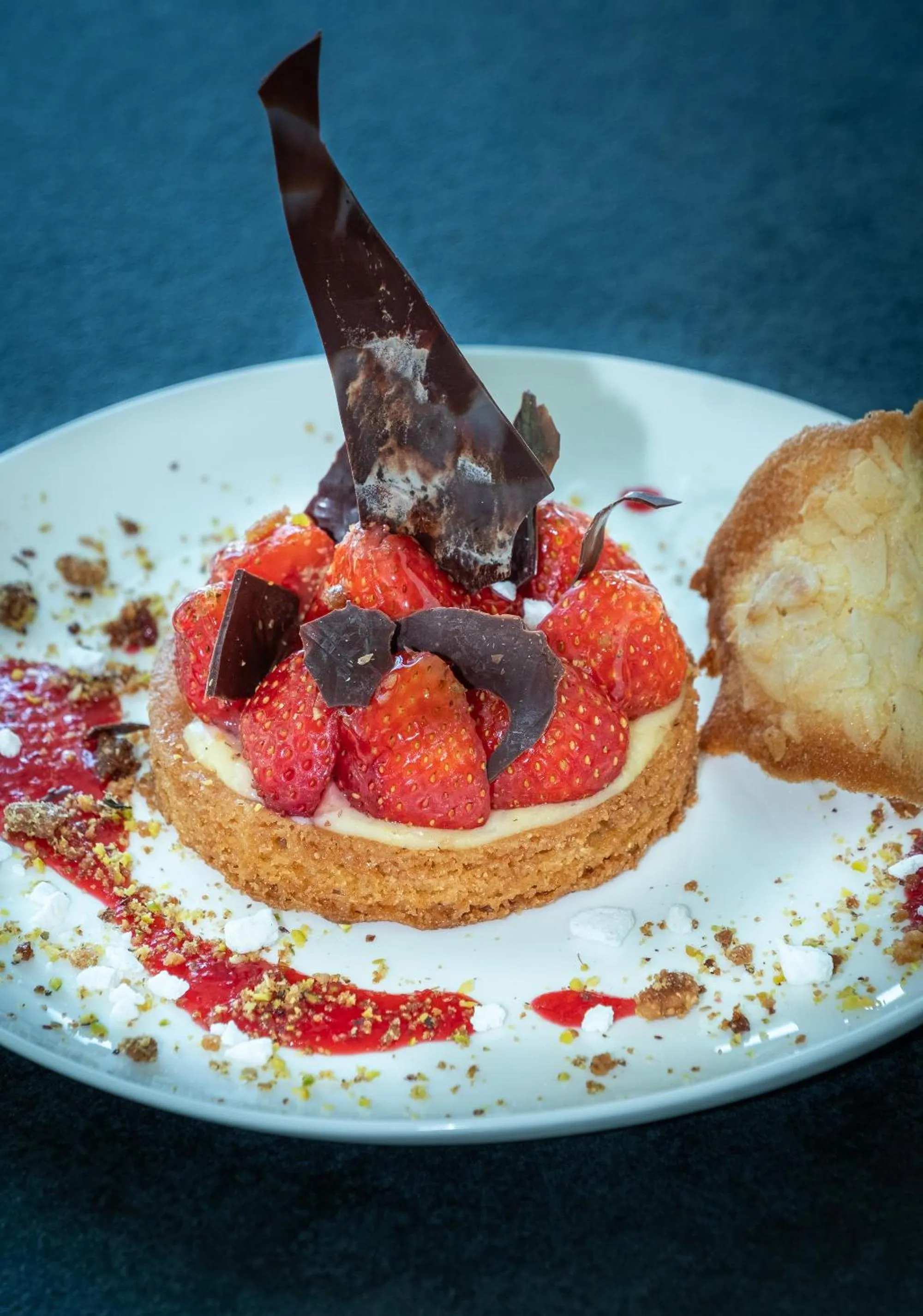 Restaurant/places to eat in Hôtel Causse Comtal Rodez, The Originals Relais