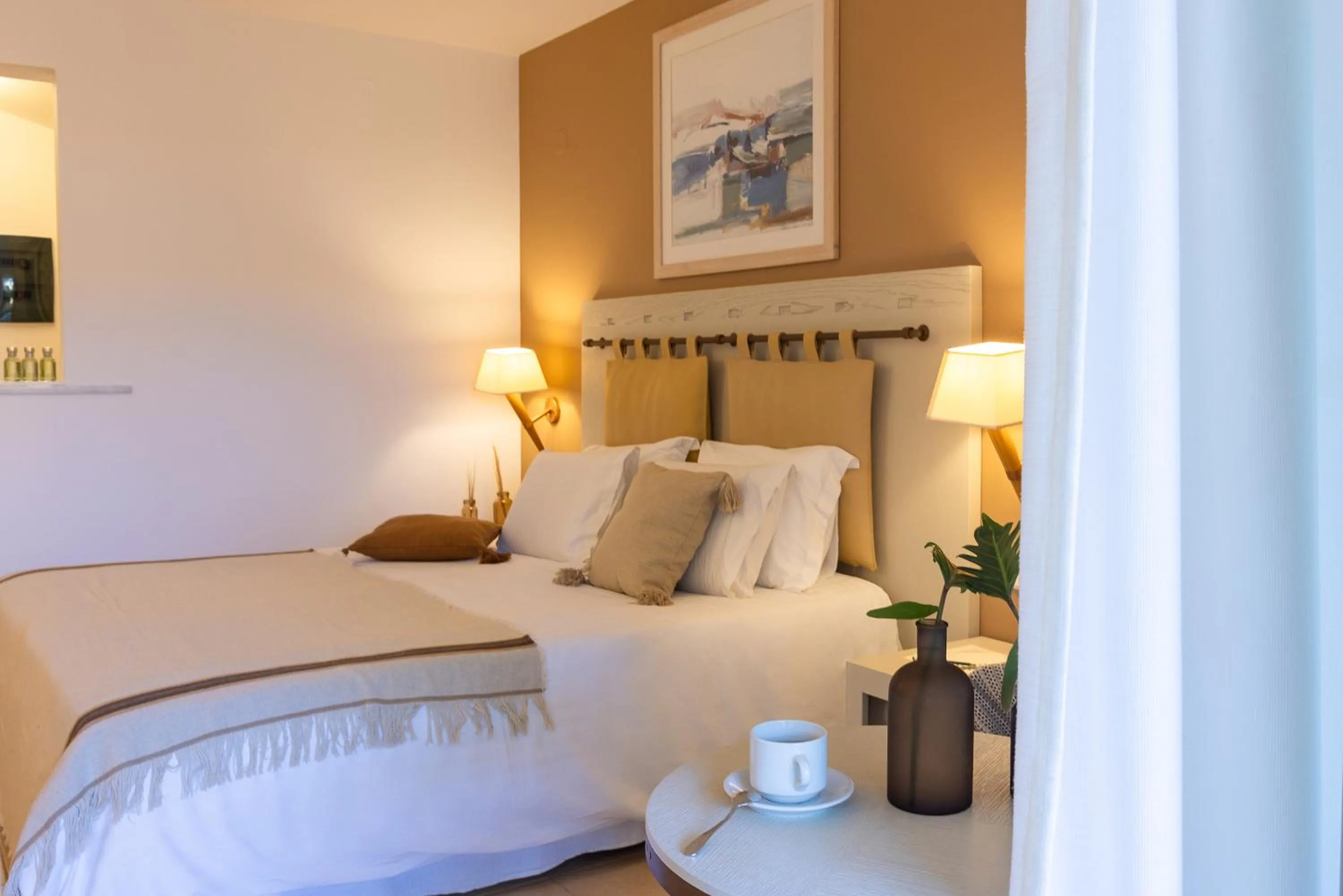 Bed in Giannoulis - Santa Marina Plaza (Adults Only)