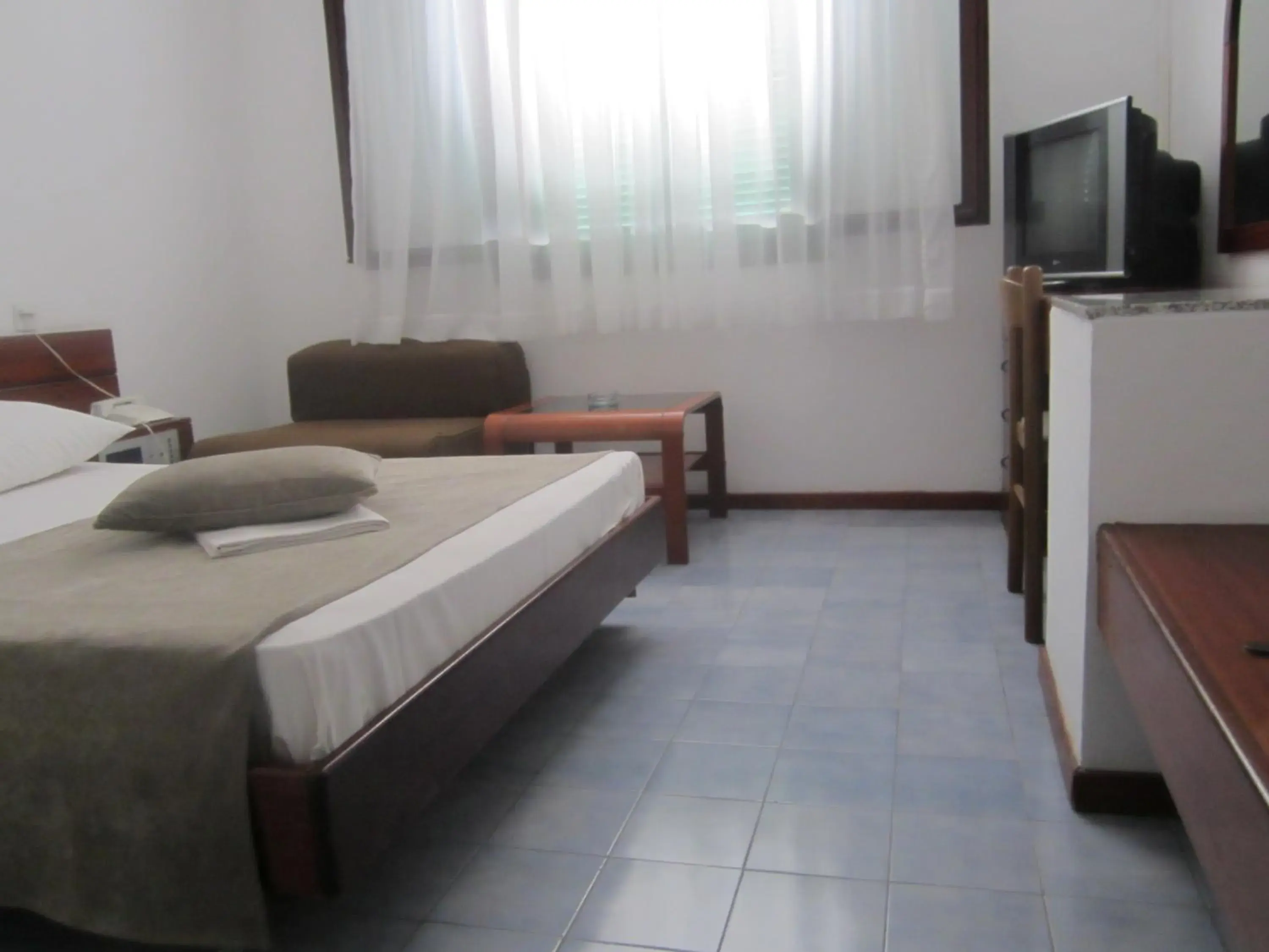 Double Room with Air-Conditioning in Hotel Zenit Neum Double Room with Air-Conditioning in Hotel Zenit Neum