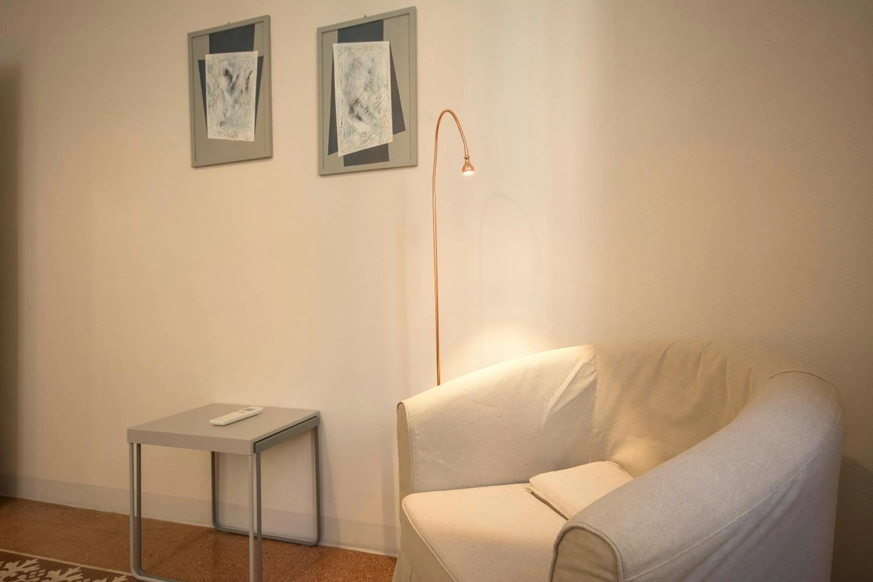 Seating area in Piazza Paradiso Accommodation