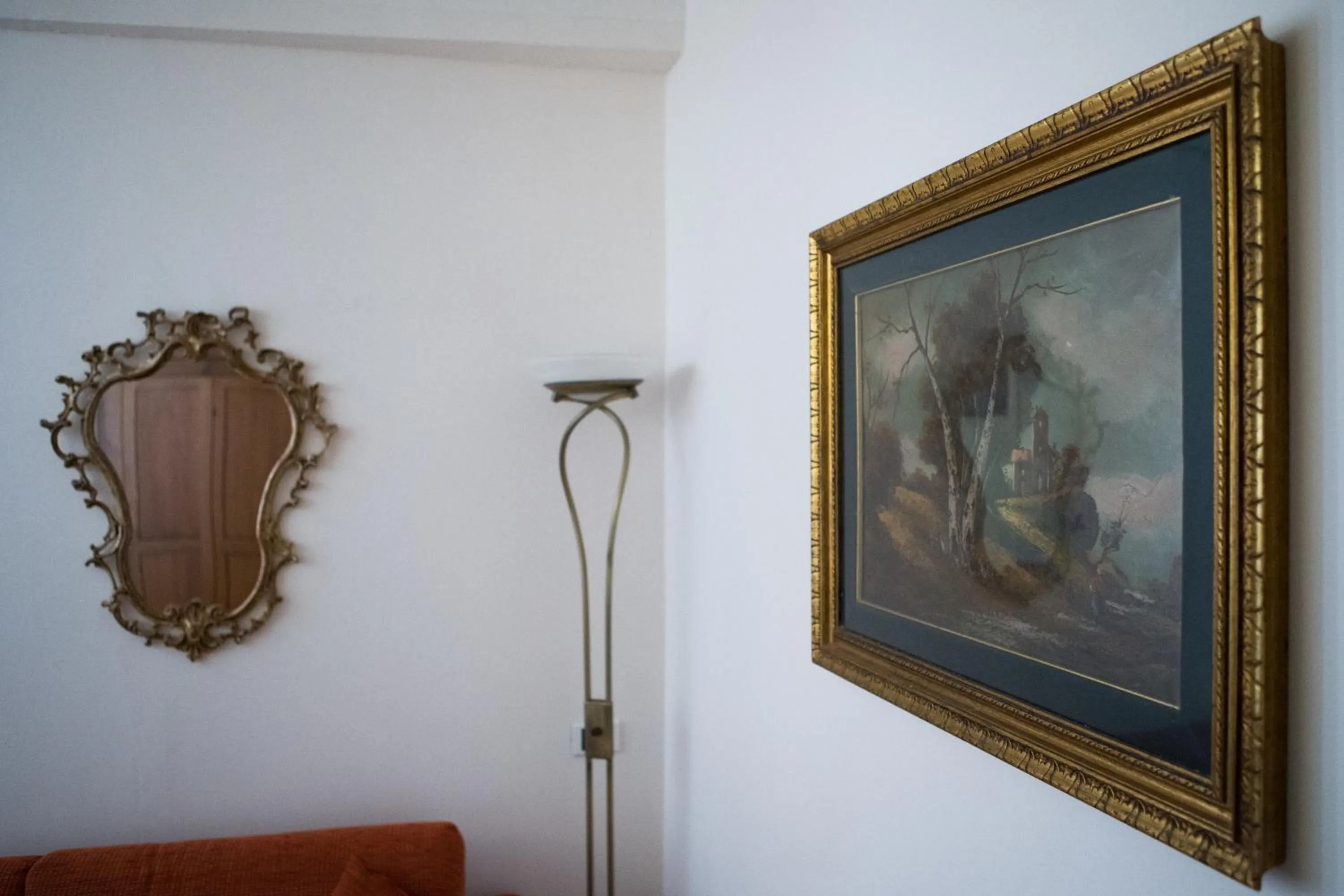 Decorative detail in Piazza Paradiso Accommodation