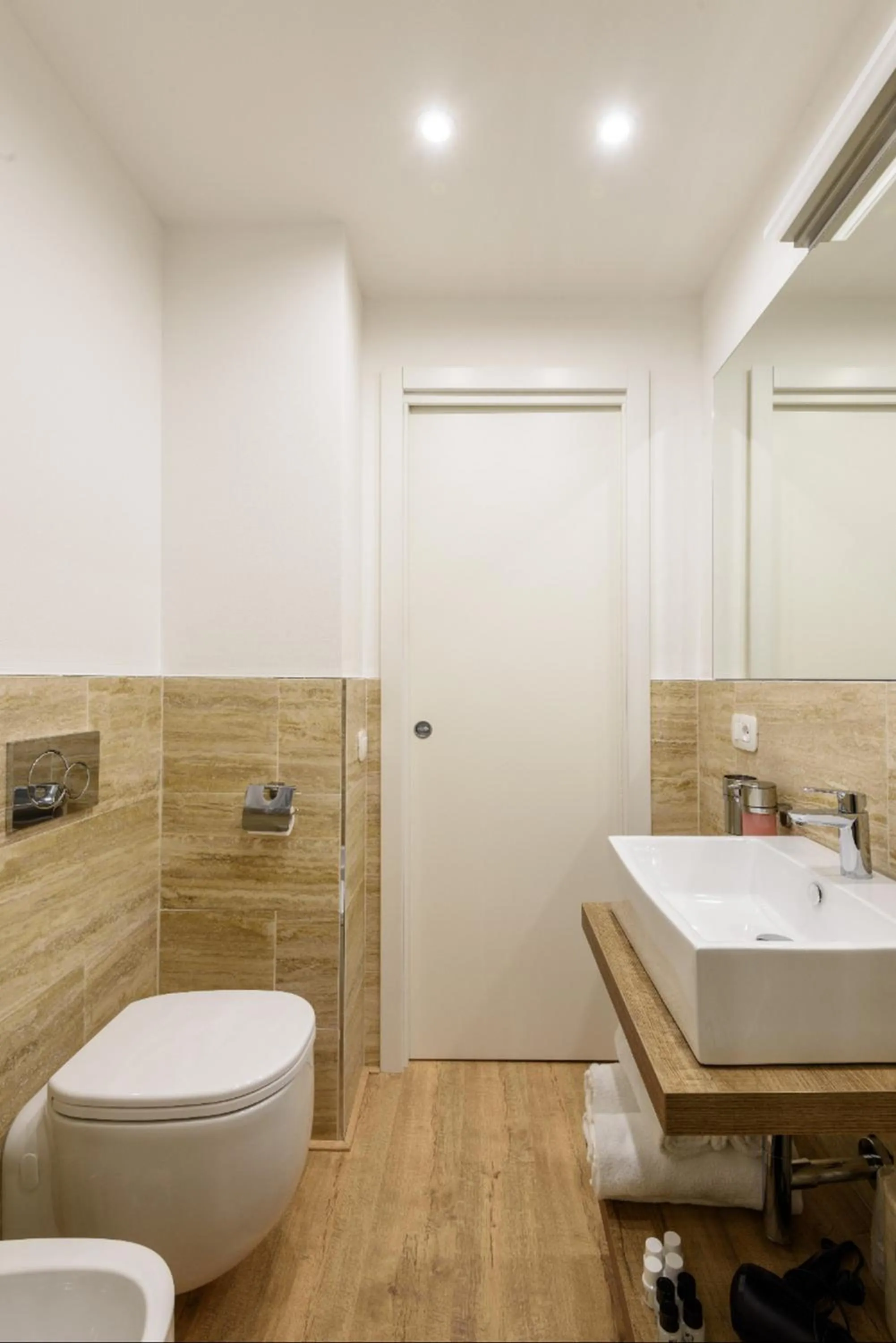 Bathroom in Piazza Paradiso Accommodation