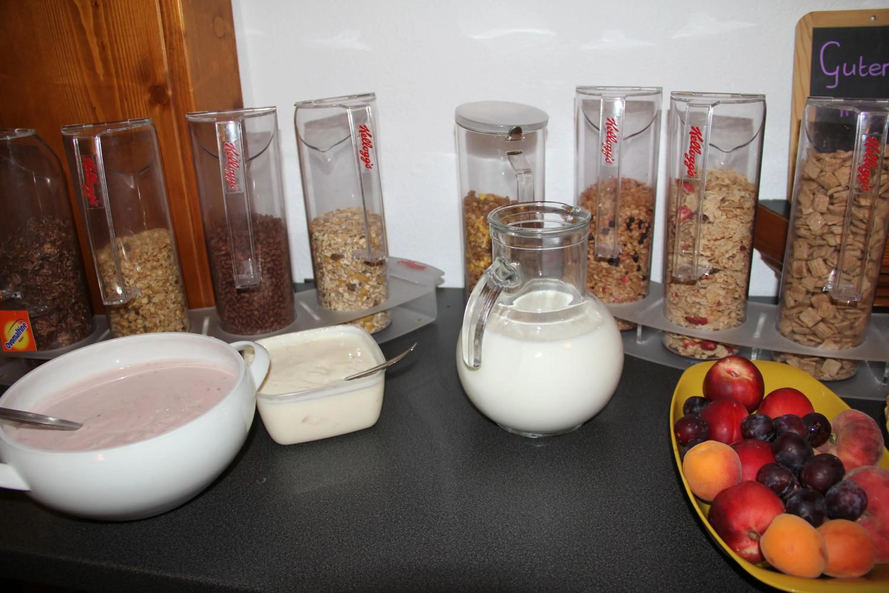 Food and drinks in Pension Heino