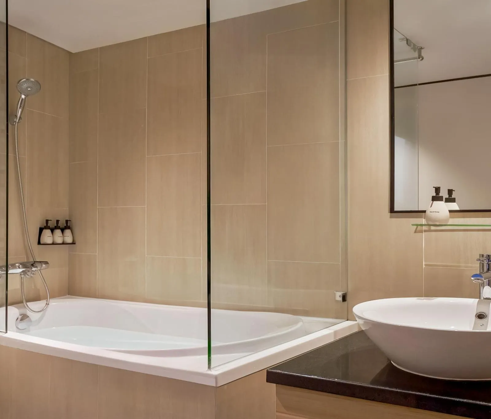 Bath in M Village Hotel Kim Mã