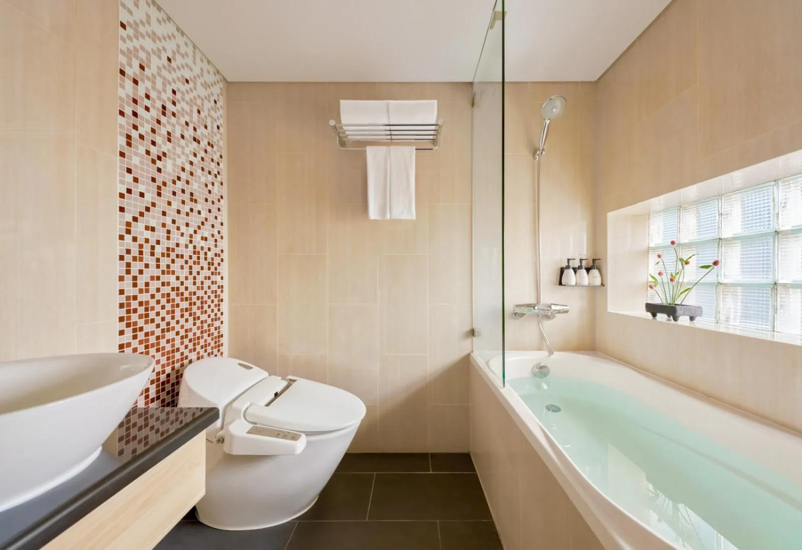 Bathroom in M Village Hotel Kim Mã