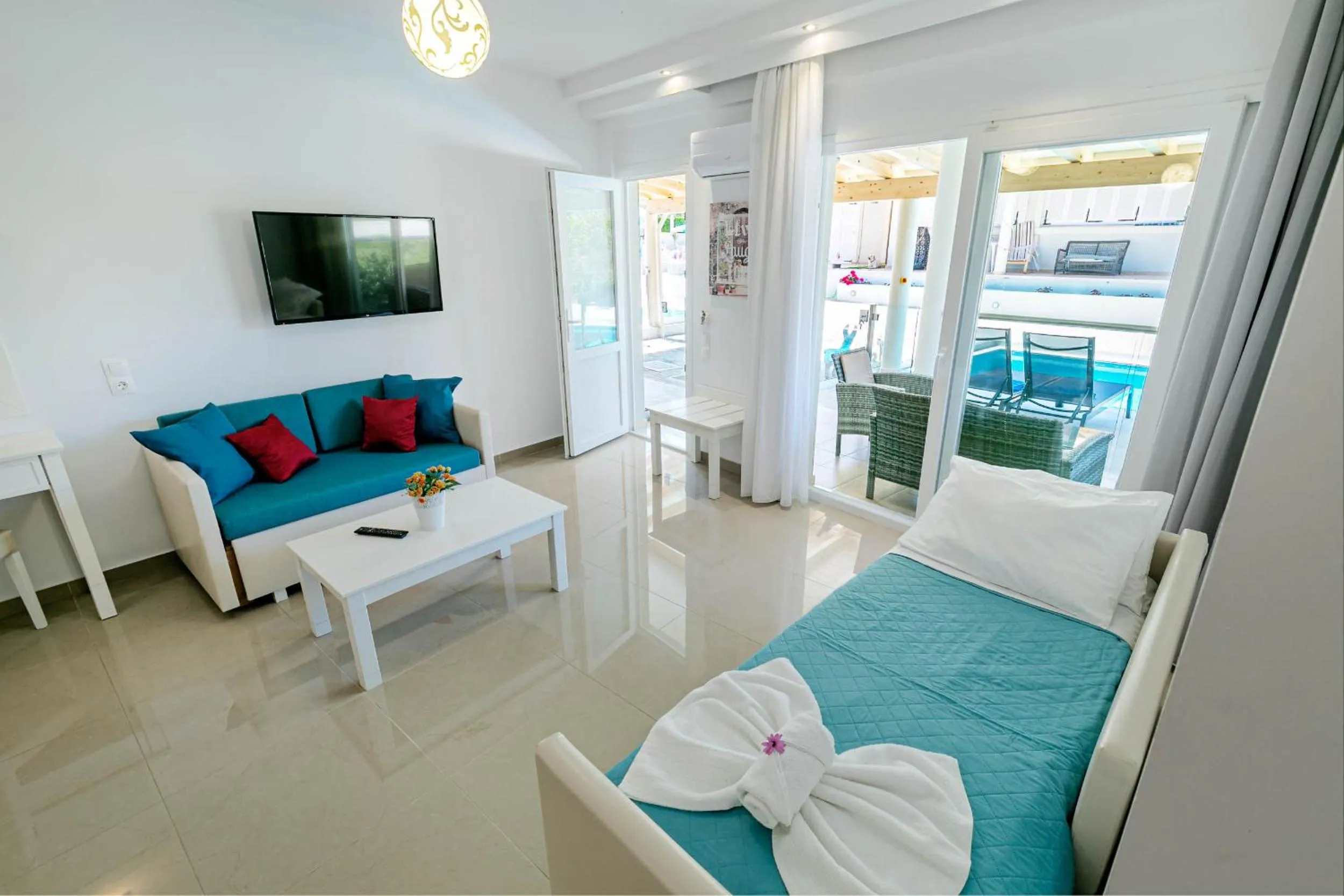 Palapart Gikas Gouvia