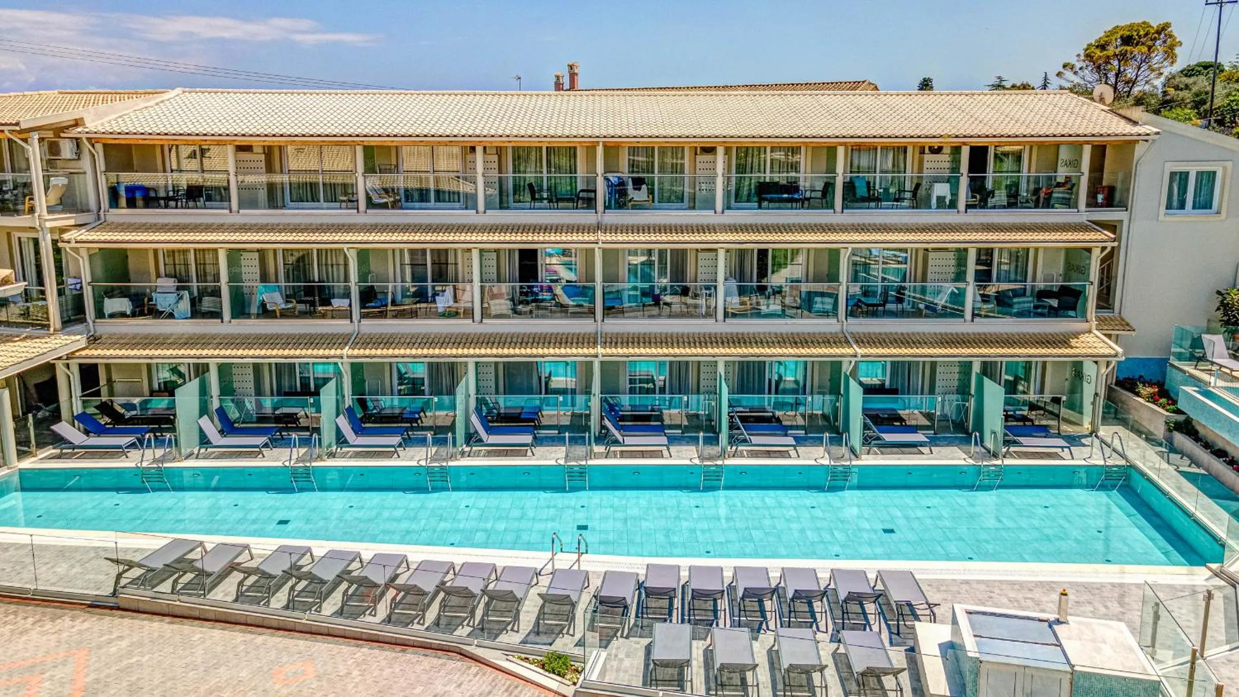 Palapart Gikas Gouvia