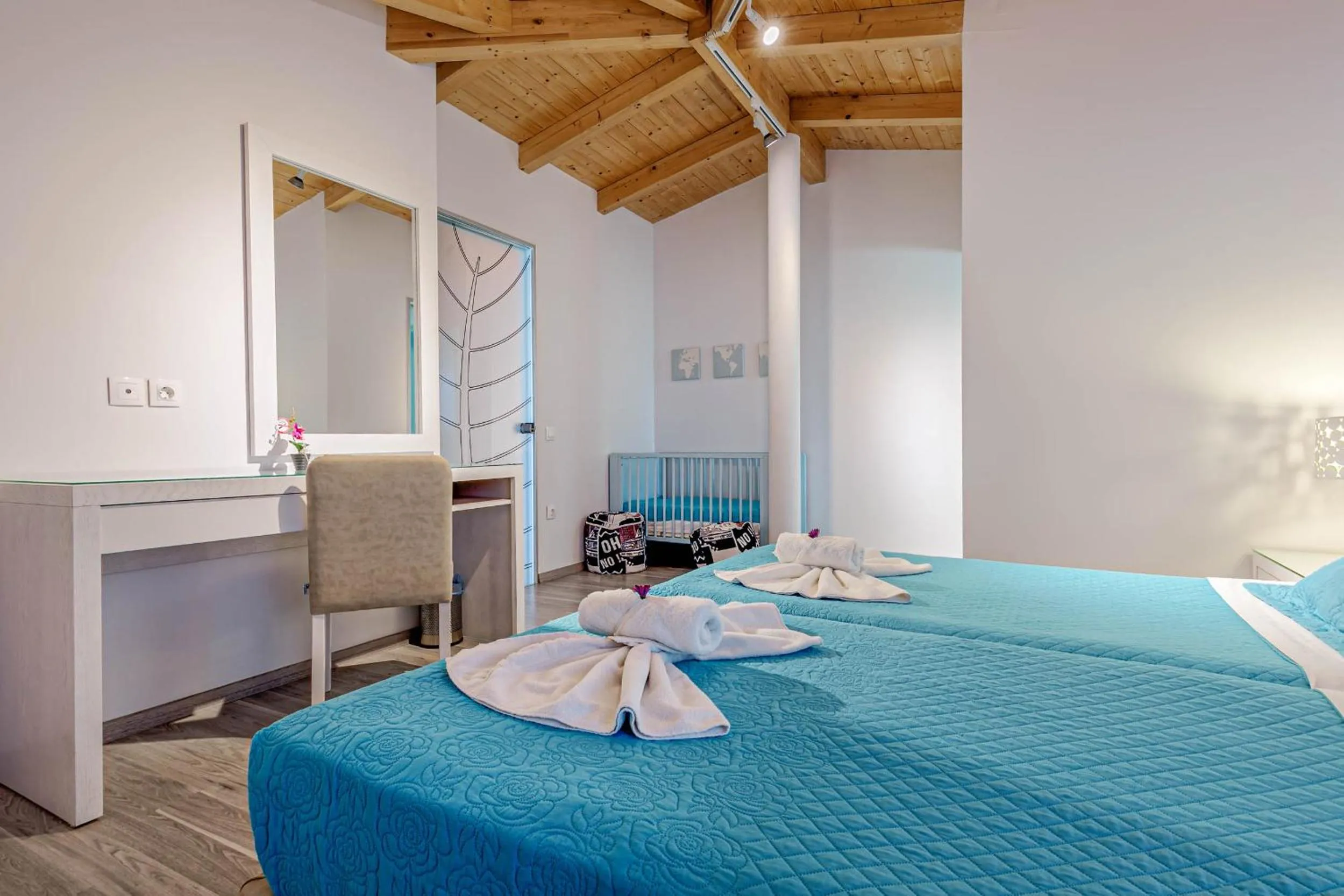 Bedroom, Bed in Palapart Gikas Gouvia