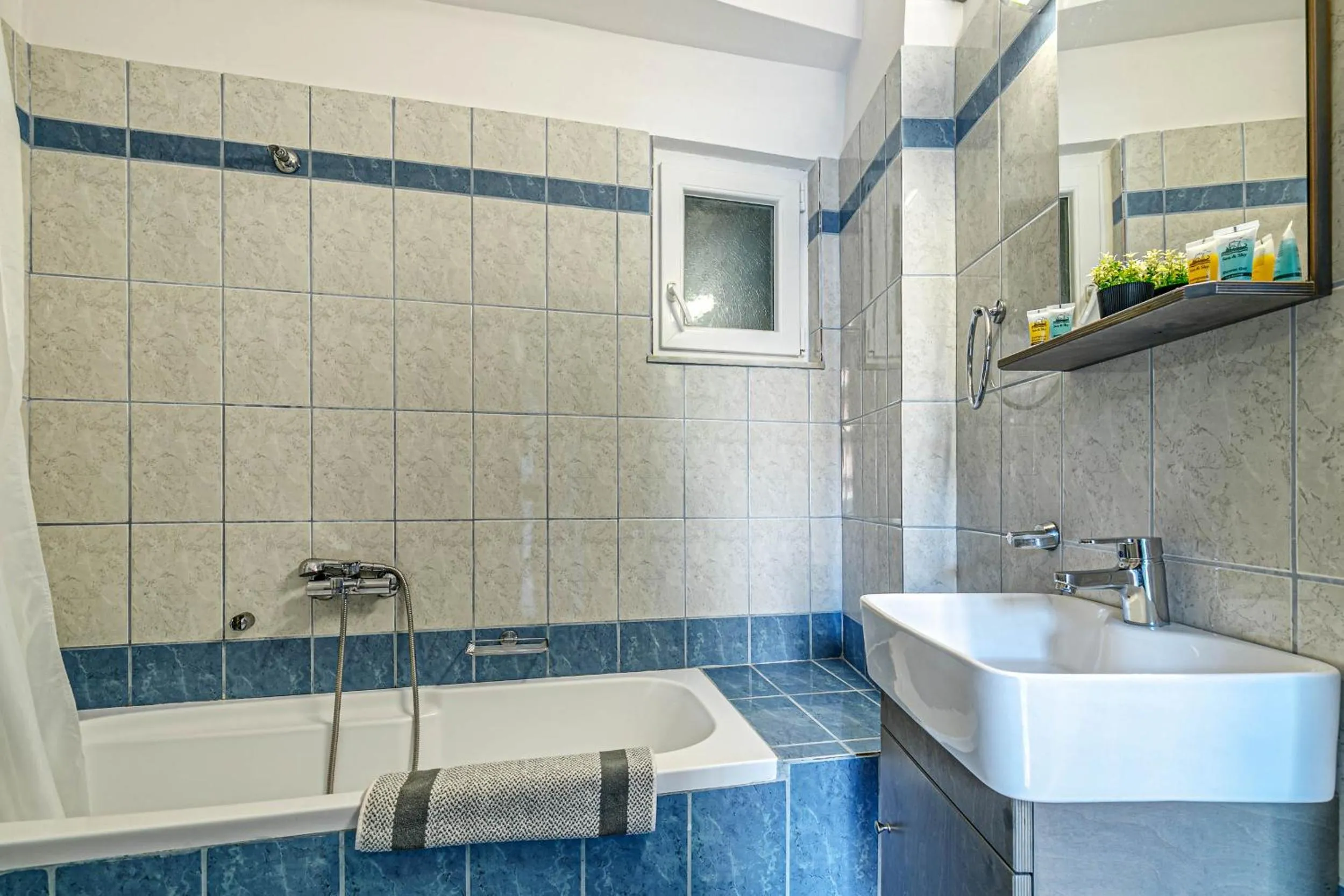 Palapart Gikas Gouvia