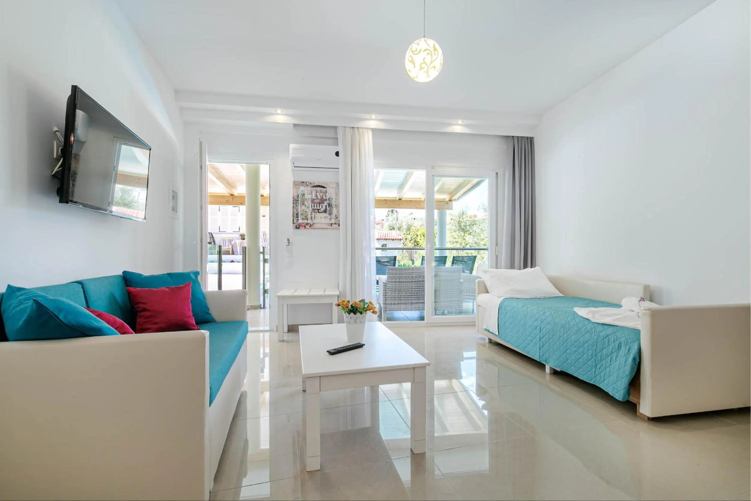 Palapart Gikas Gouvia