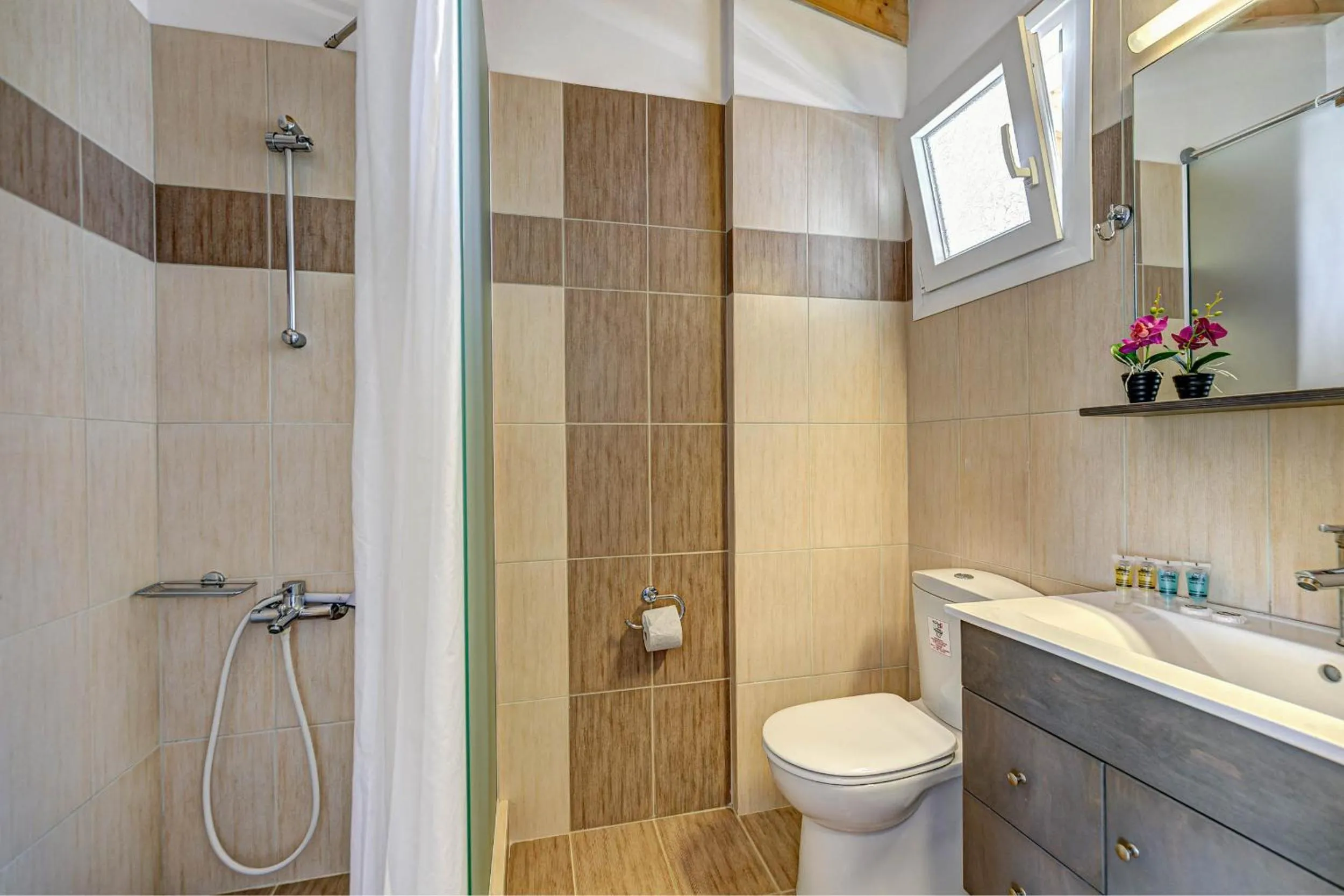 Palapart Gikas Gouvia