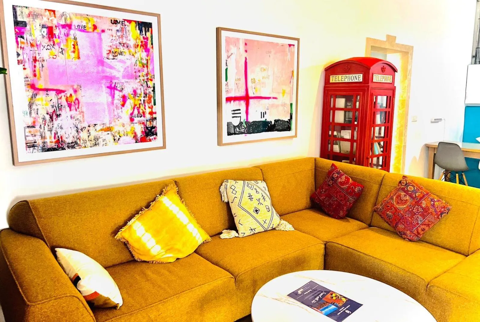 Living room in Follow the Sun Boutique Hostel - Pool, Breakfast & Sea Views