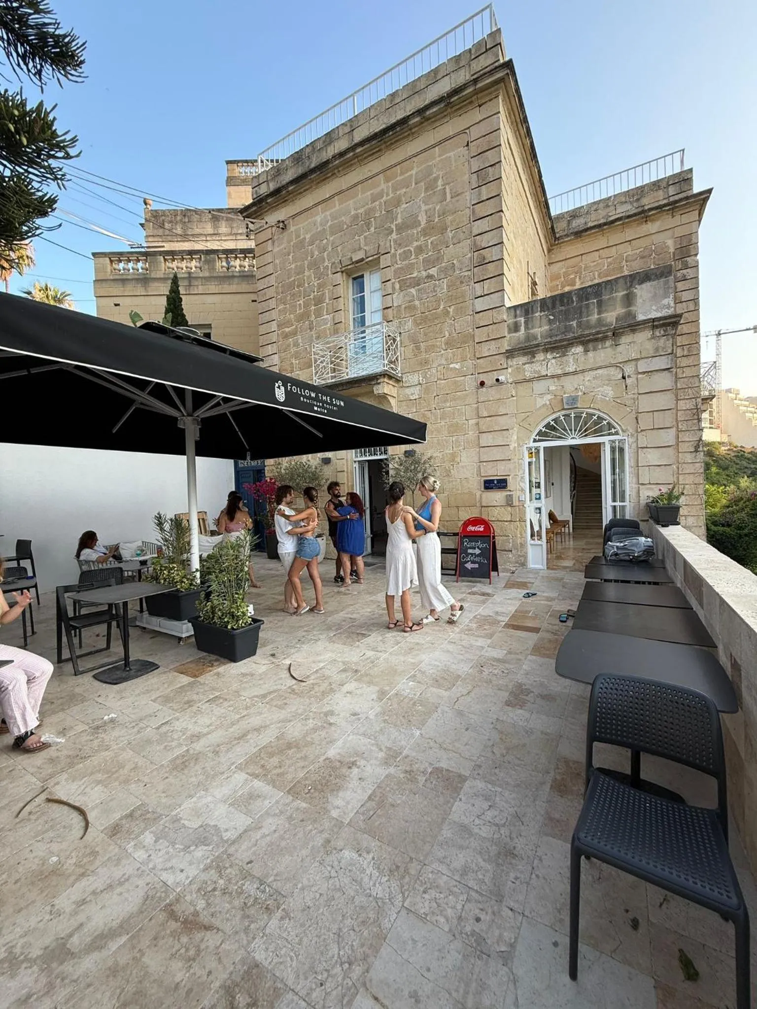 Follow the Sun Boutique Hostel - Pool, Breakfast & Sea Views