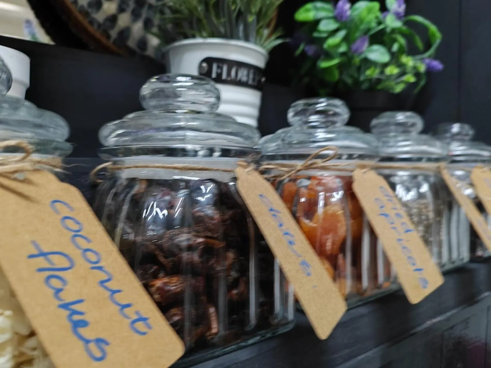 Restaurant/places to eat in Follow the Sun Boutique Hostel - Pool, Breakfast & Sea Views