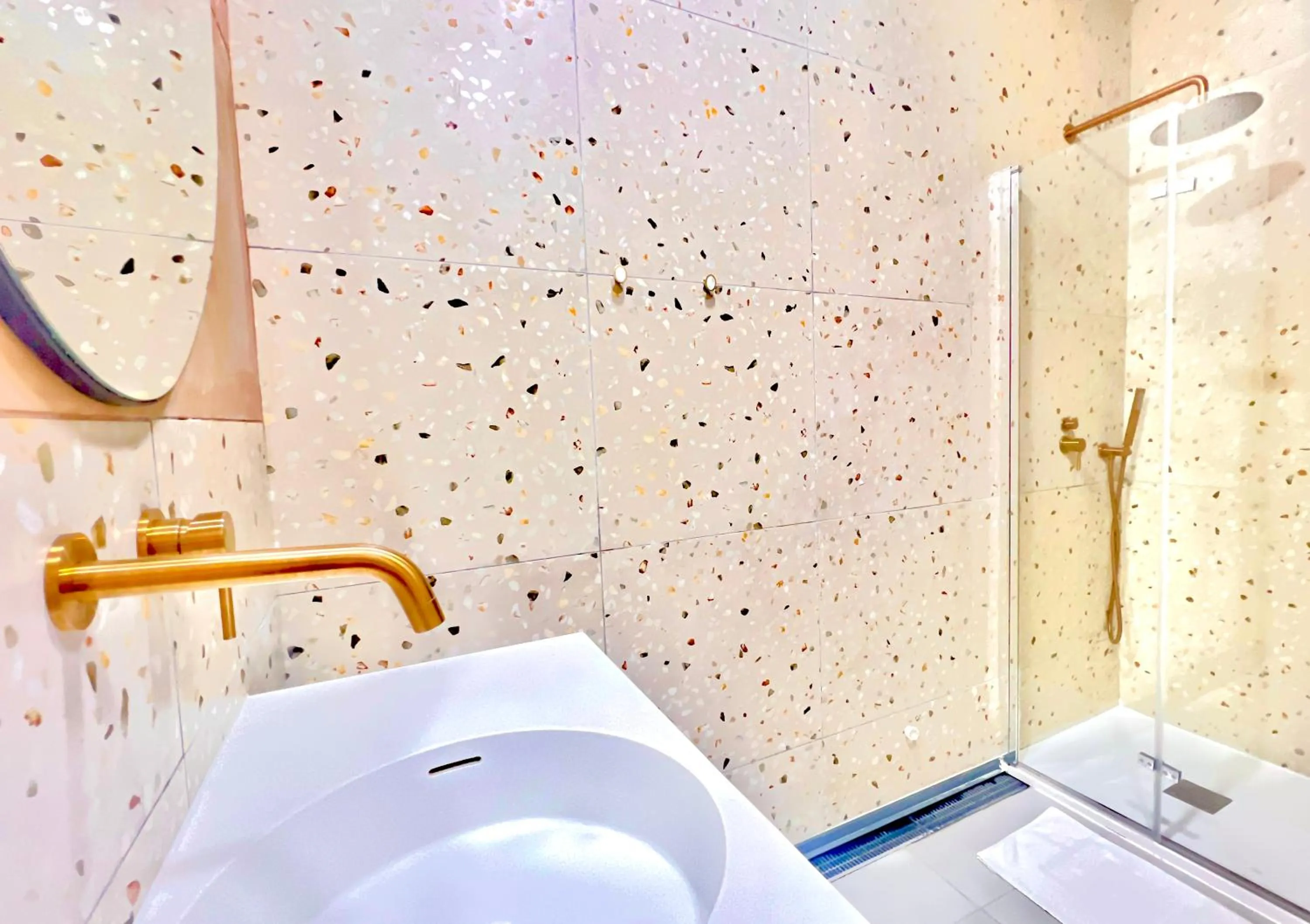 Shower in Follow the Sun Boutique Hostel - Pool, Breakfast & Sea Views