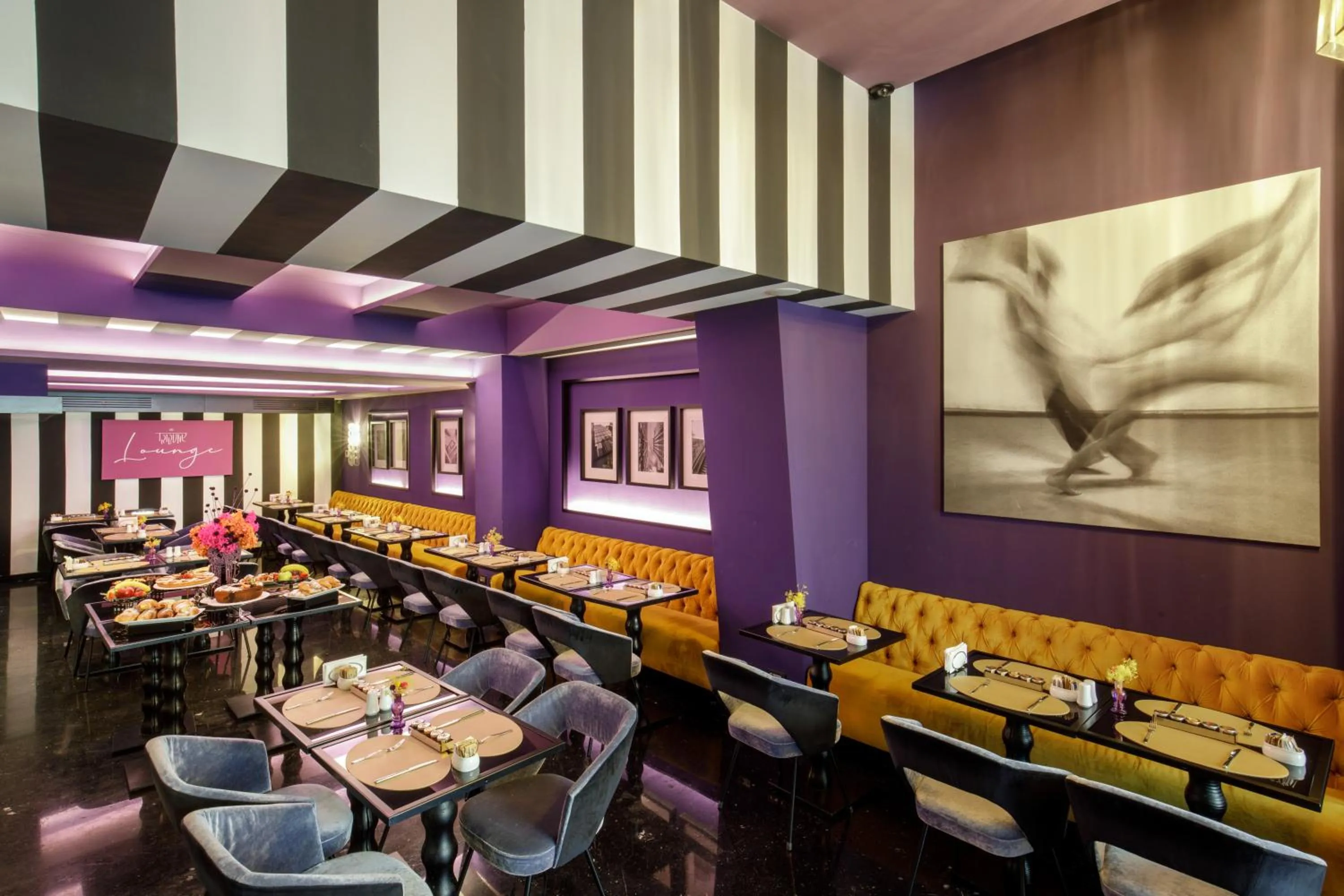 Continental breakfast in The Tribune, part of JdV by Hyatt