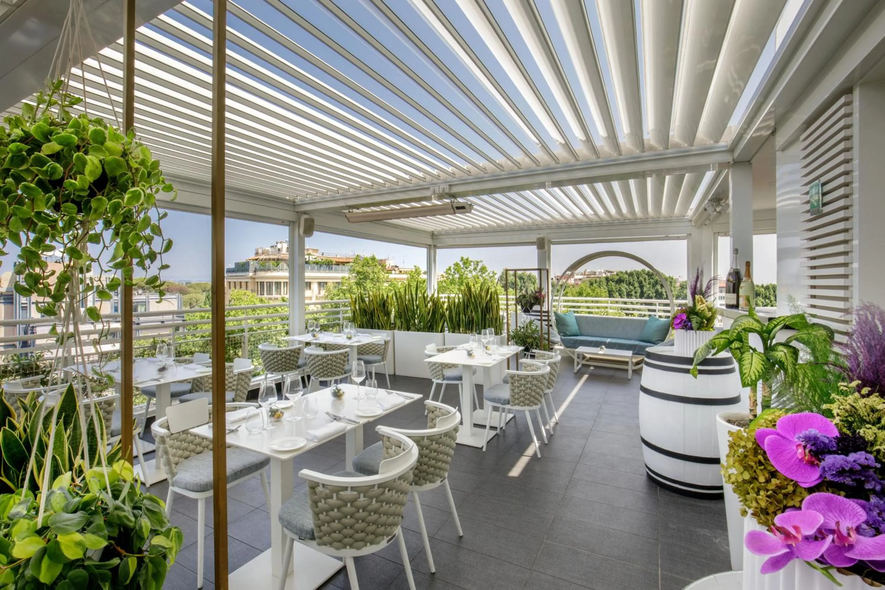 Balcony/Terrace in The Tribune, part of JdV by Hyatt