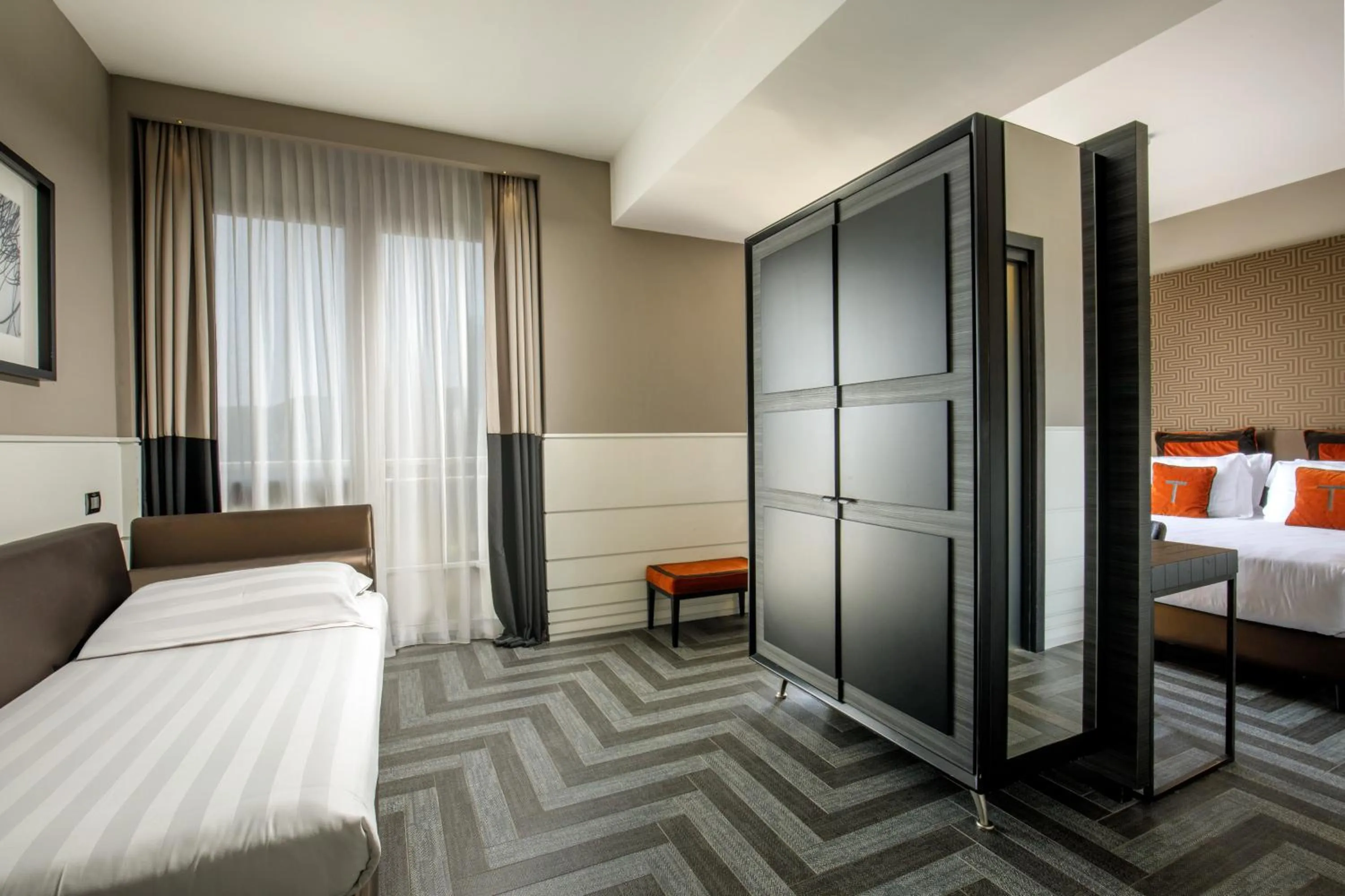 Photo of the whole room, Bed in The Tribune, part of JdV by Hyatt