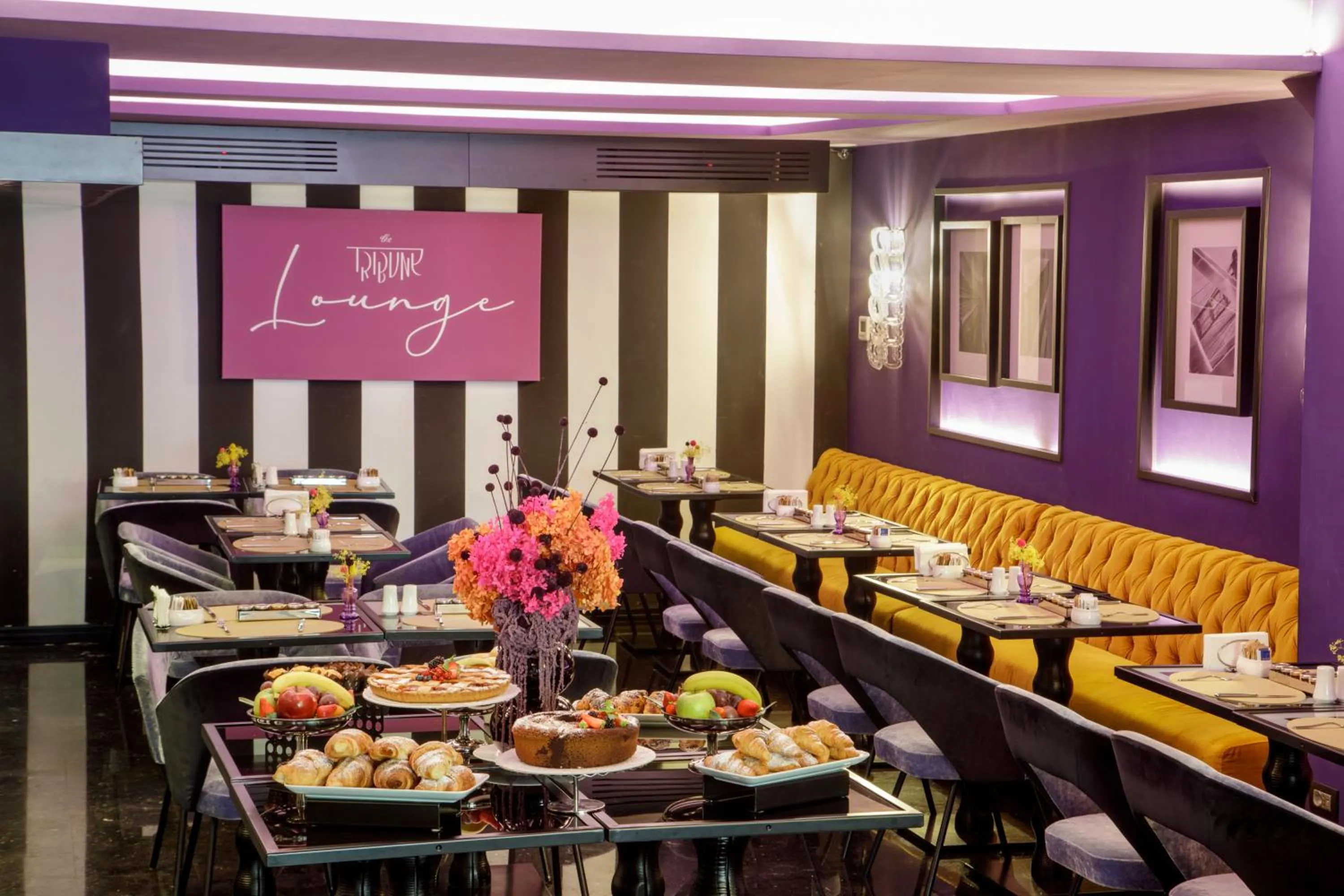 Continental breakfast in The Tribune, part of JdV by Hyatt