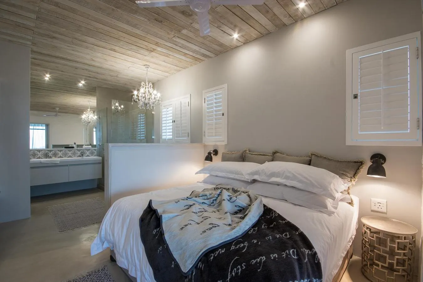 Bedroom, Bed in The House Quarters