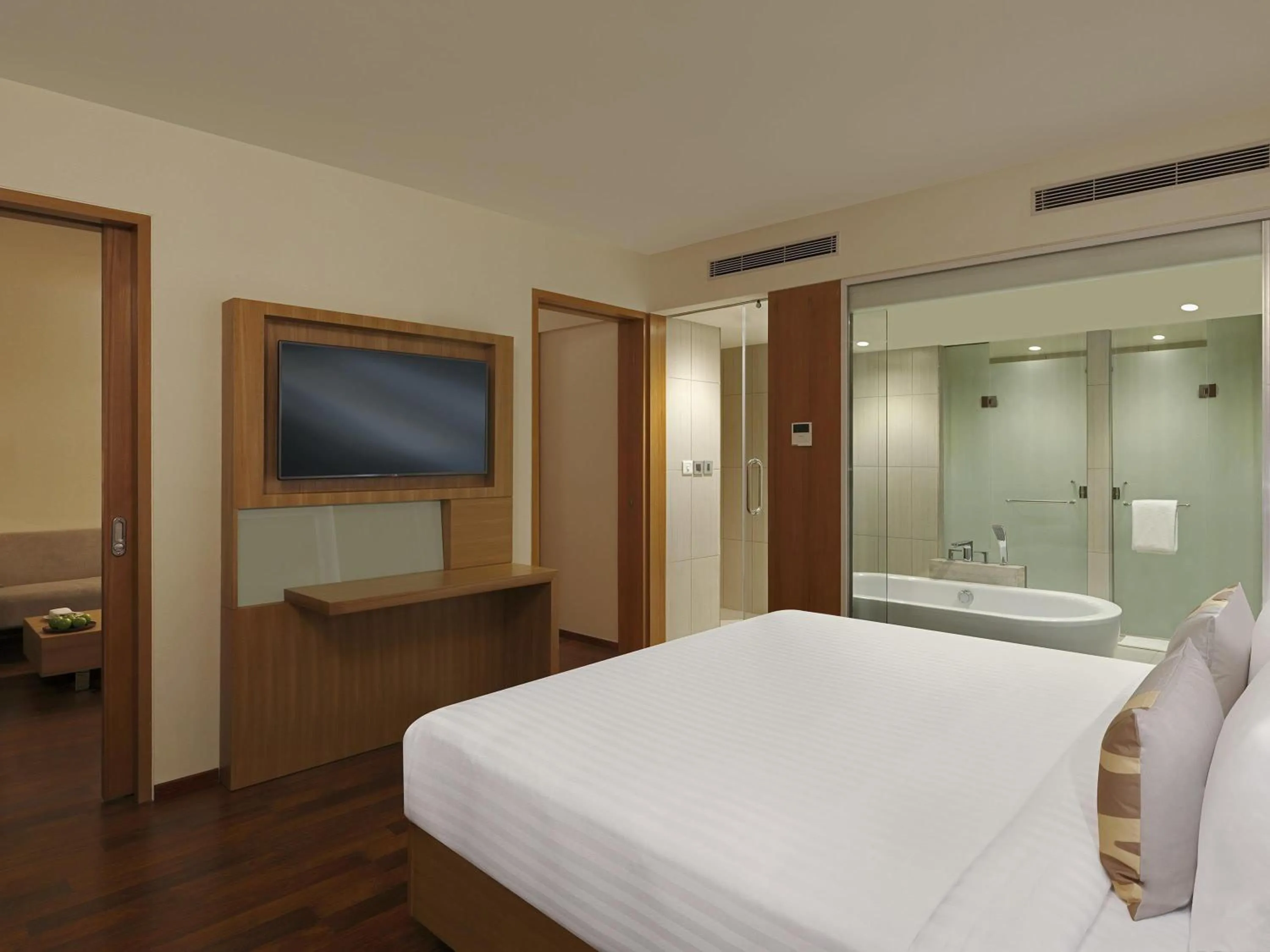 Bedroom, Bed in Novotel Chennai OMR