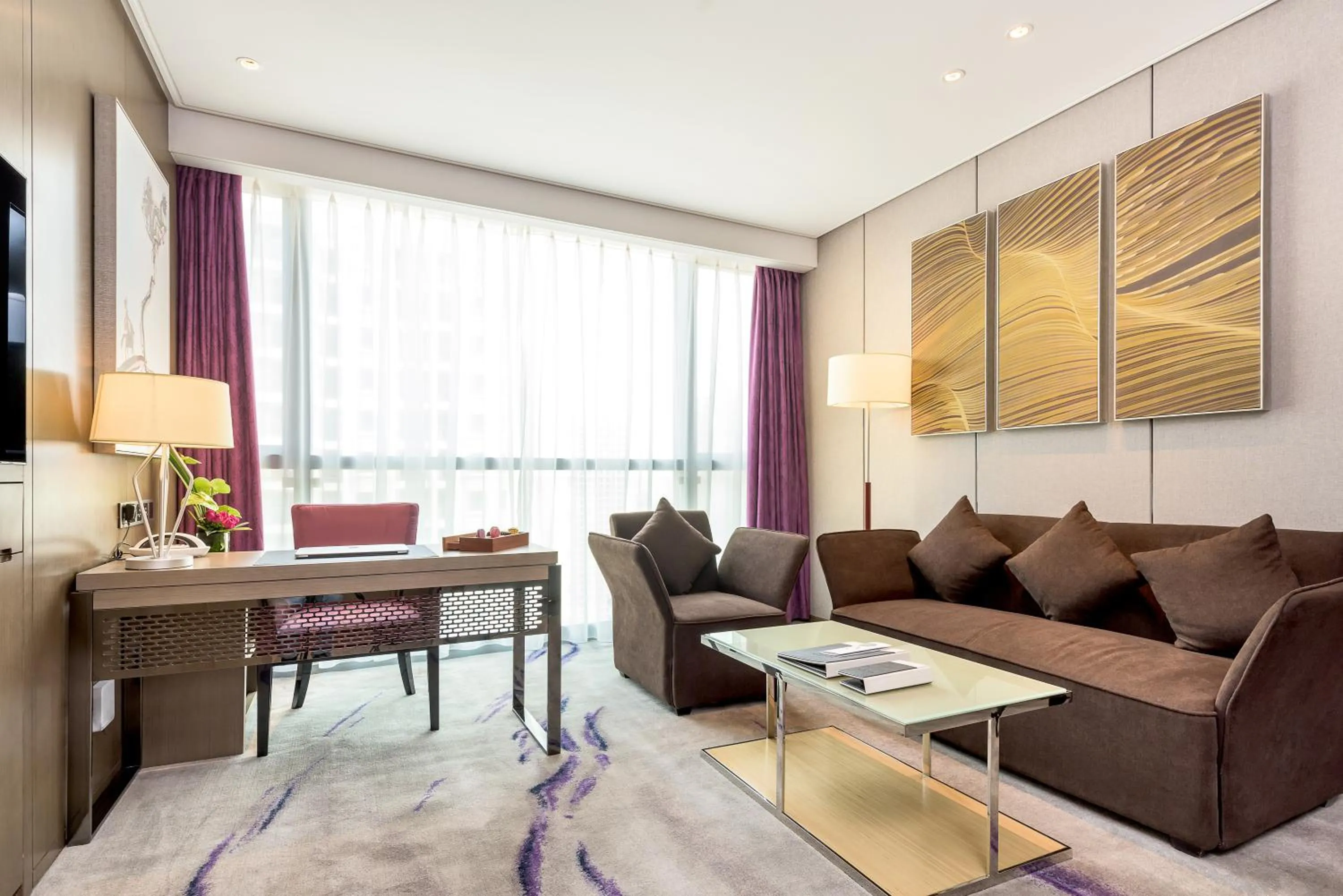 Bathroom, Seating Area in Novotel Xi'an SCPG