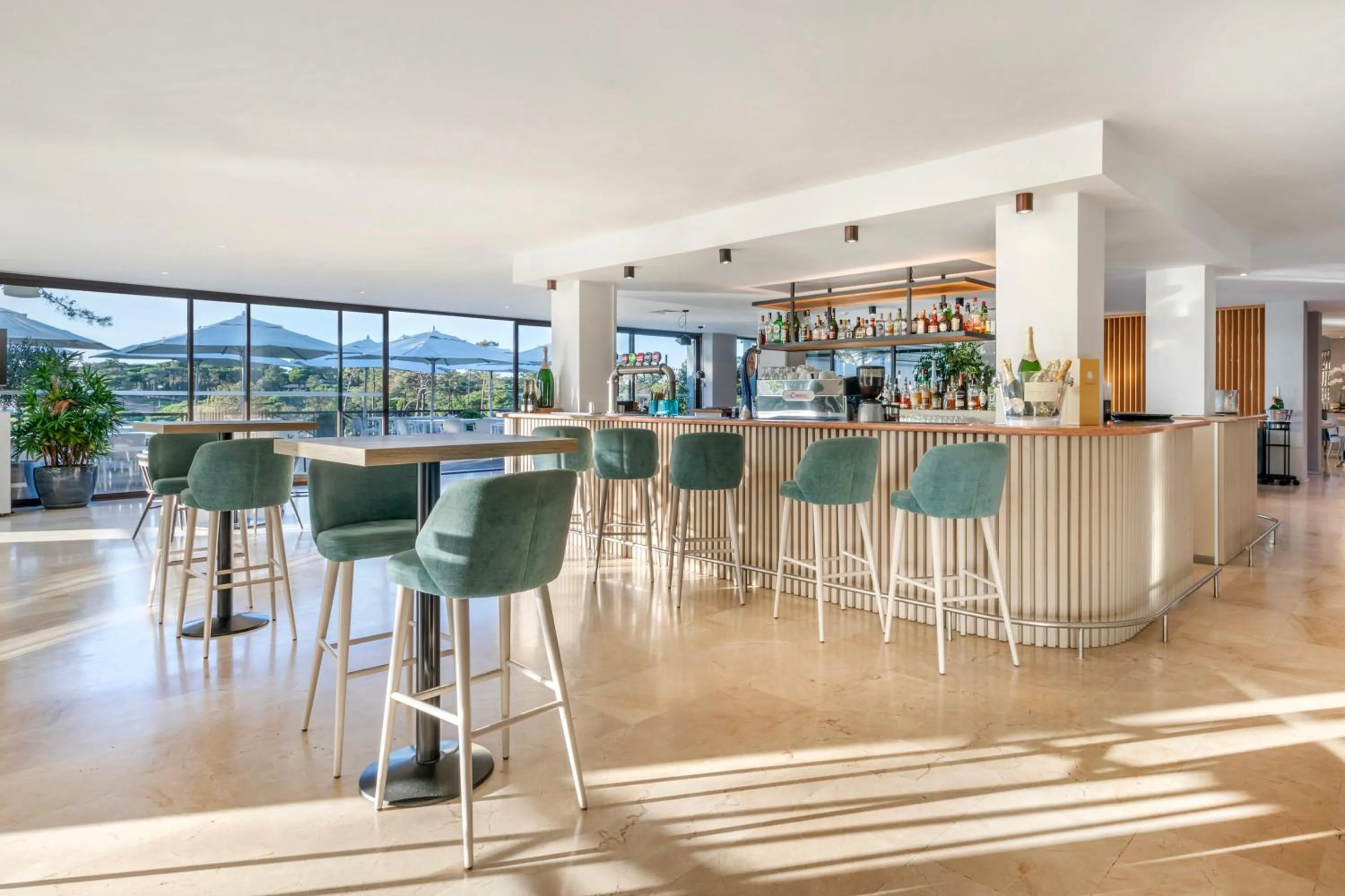 Restaurant/places to eat in Vilar do Golf