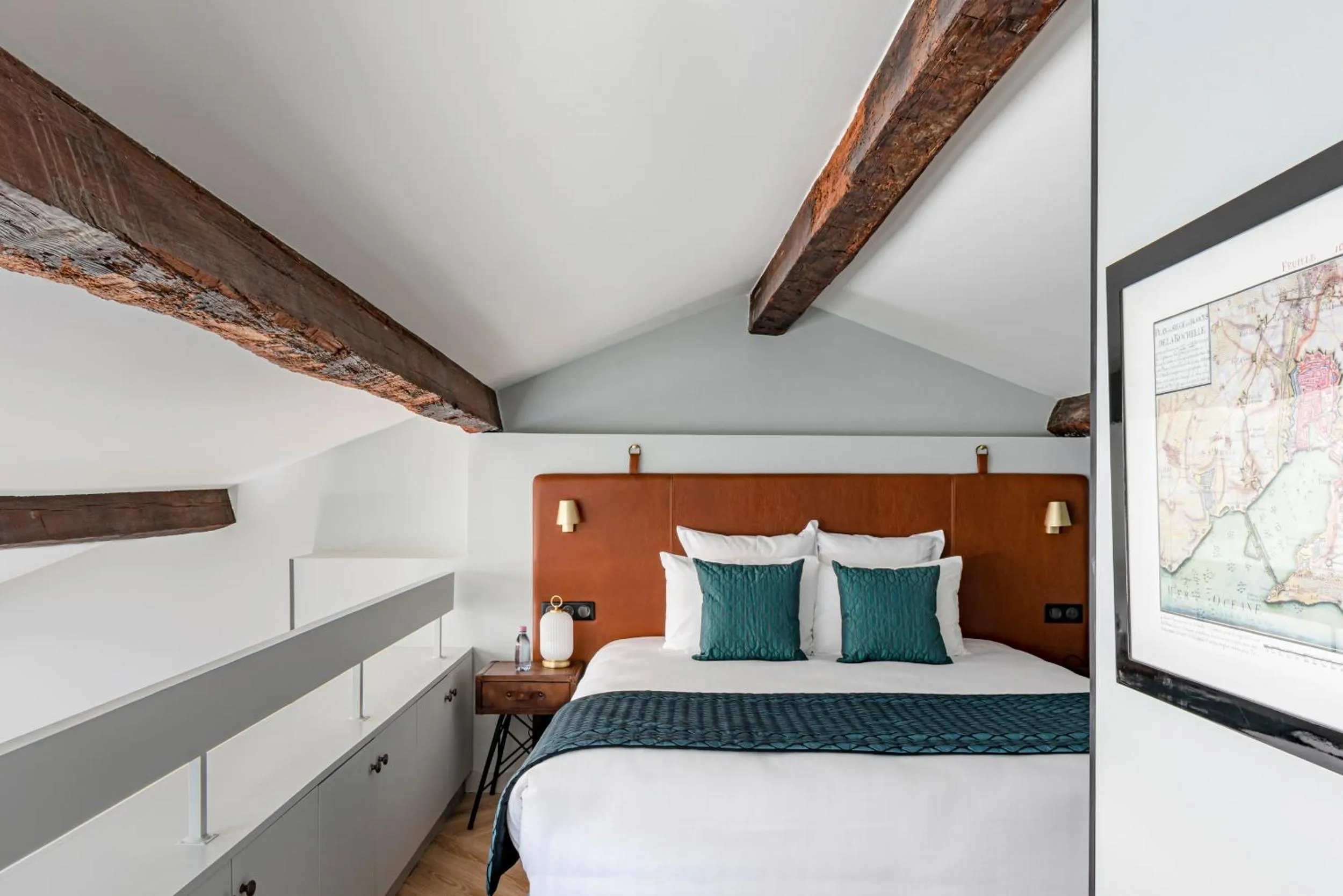 Photo of the whole room, Bed in Maison des Ambassadeurs