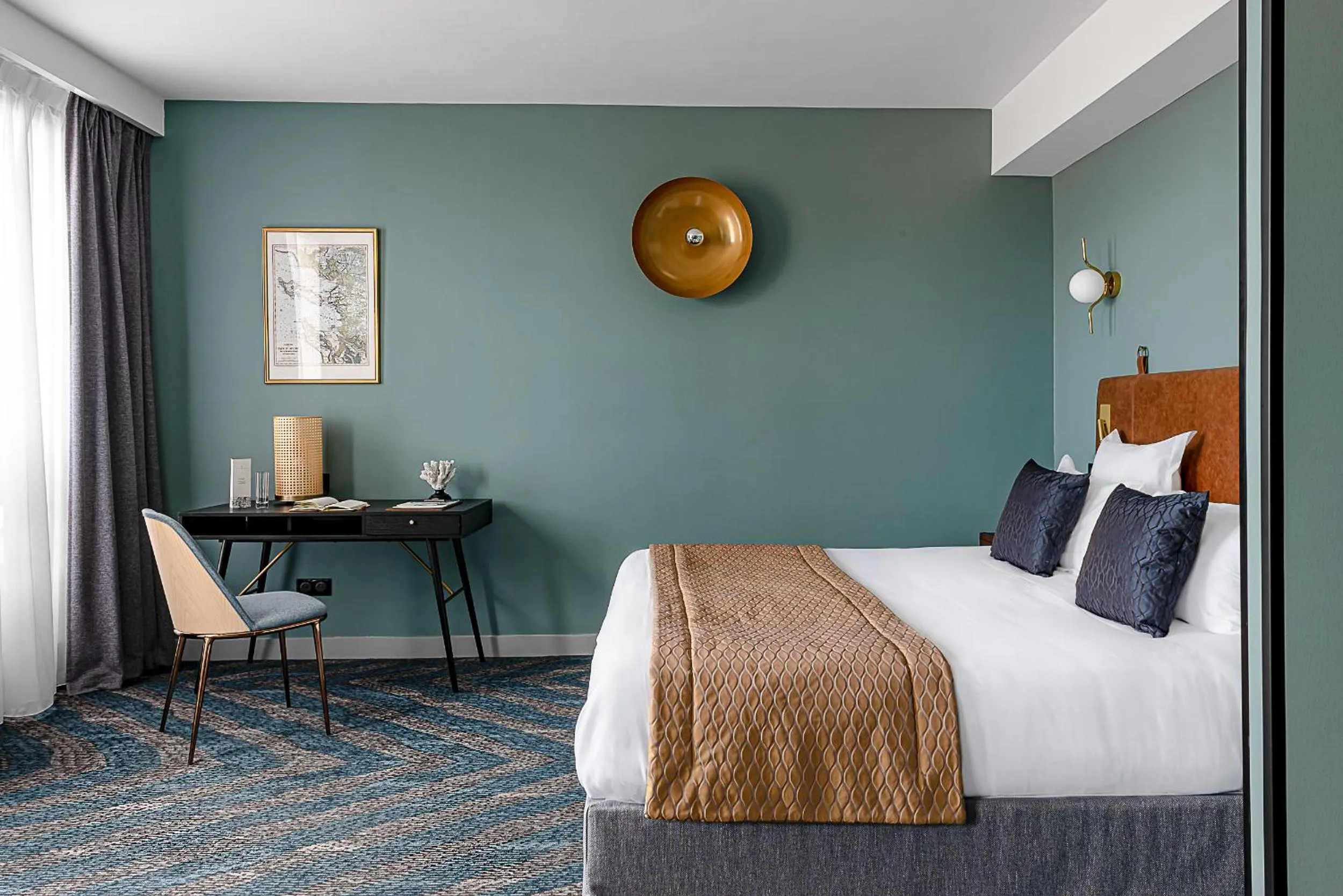 Bedroom, Bed in Maison des Ambassadeurs