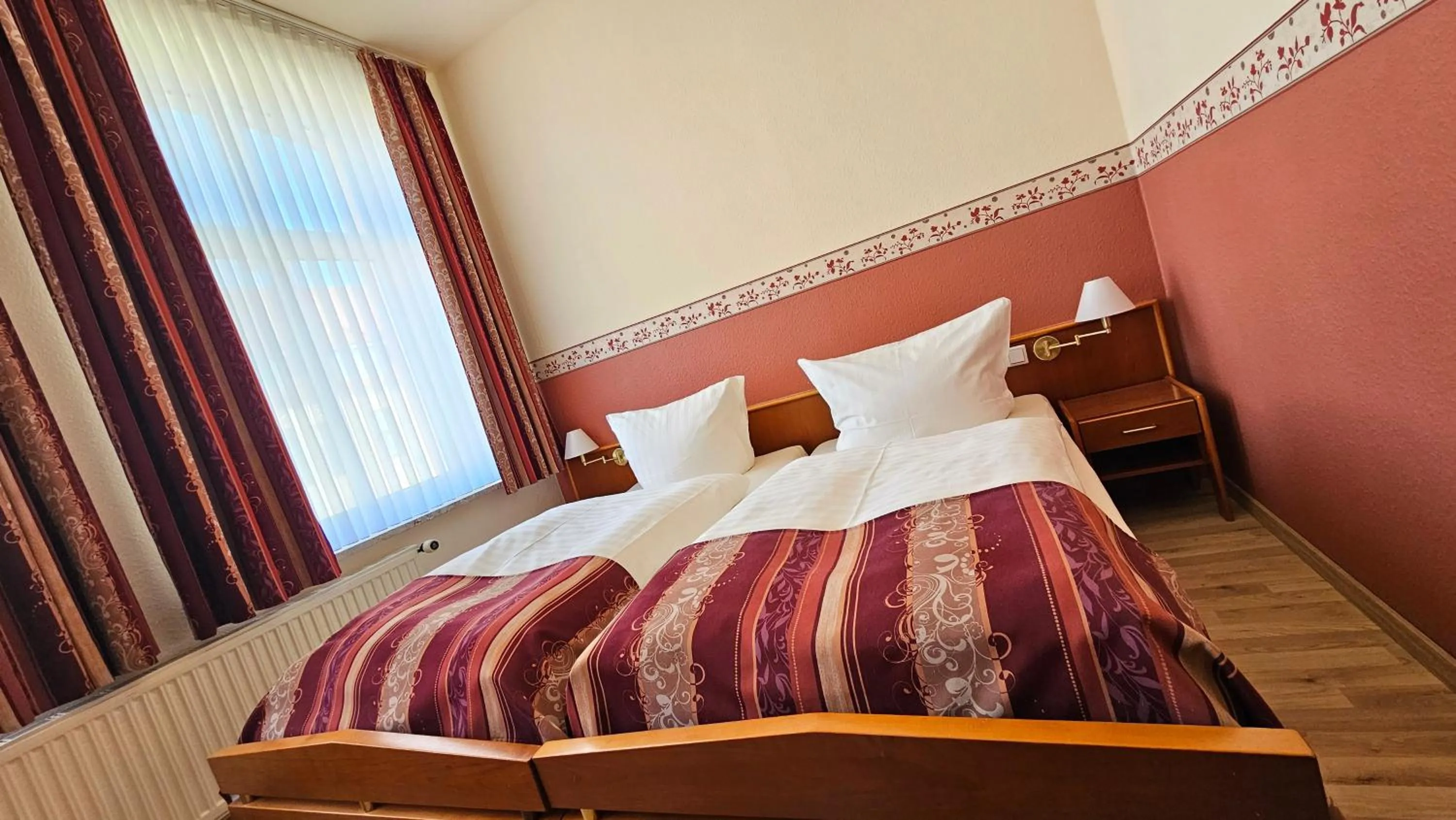 Bed in Nordischer Hof