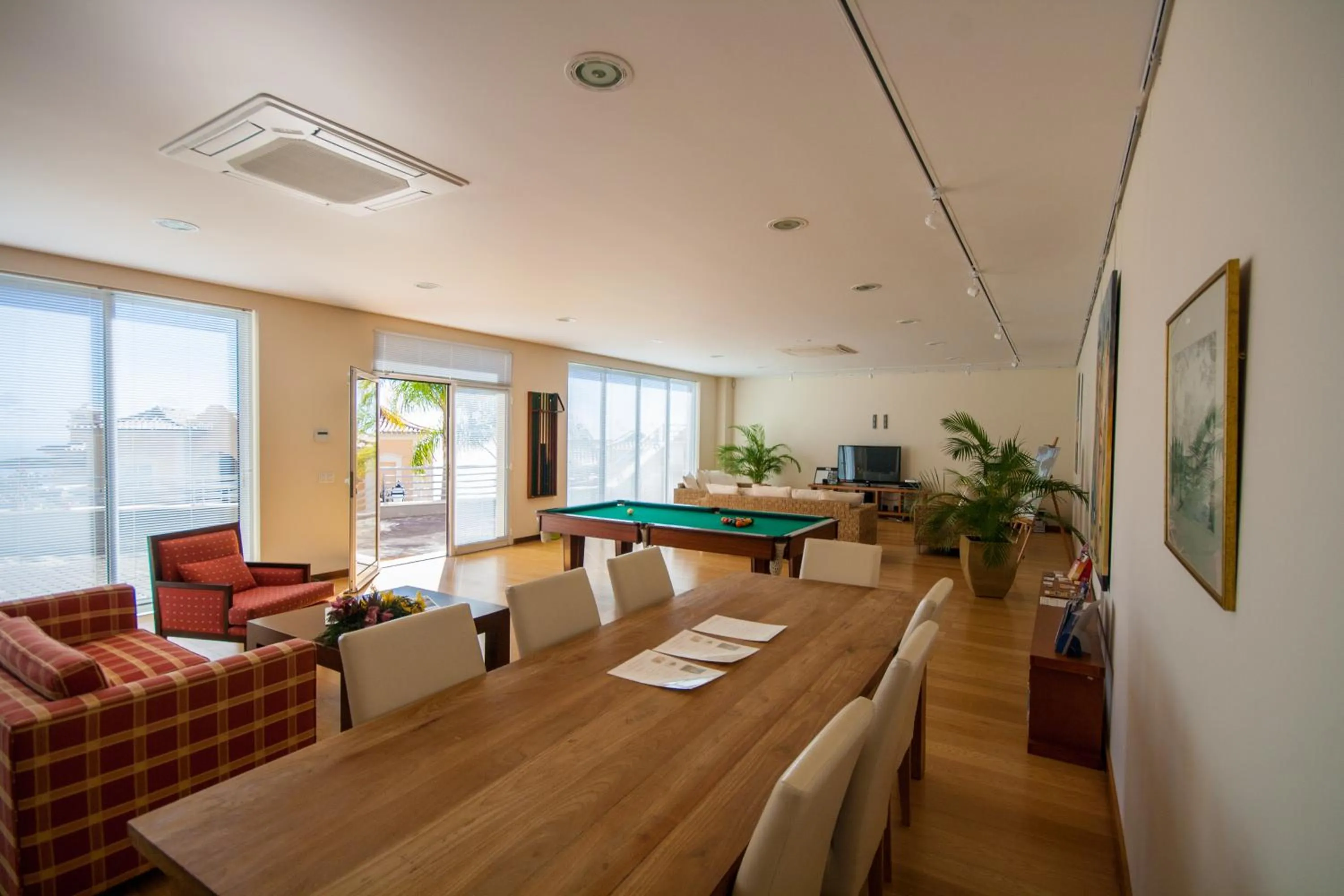 Game Room in Palheiro Village Resort