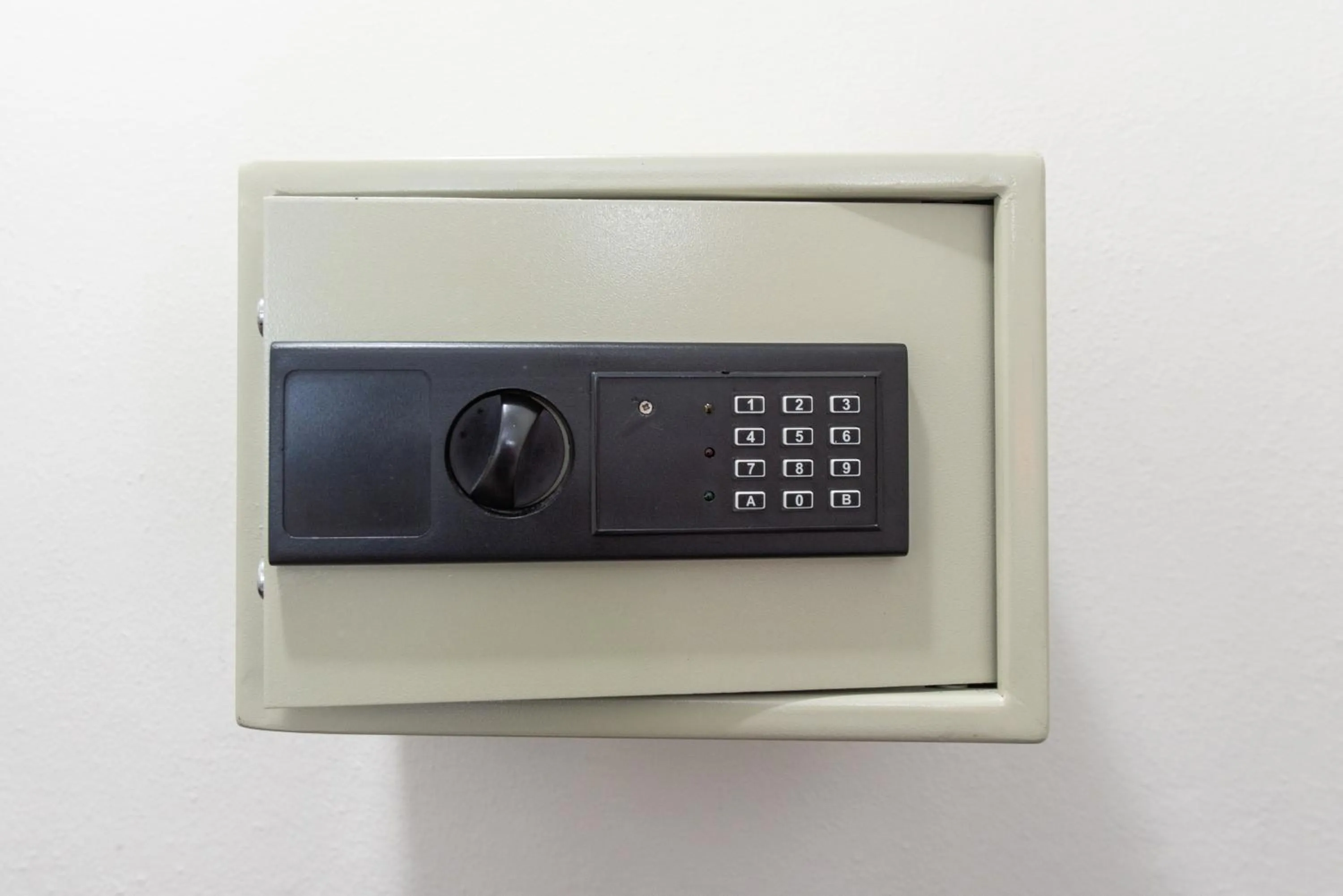 safe in Hotel Casa Jum