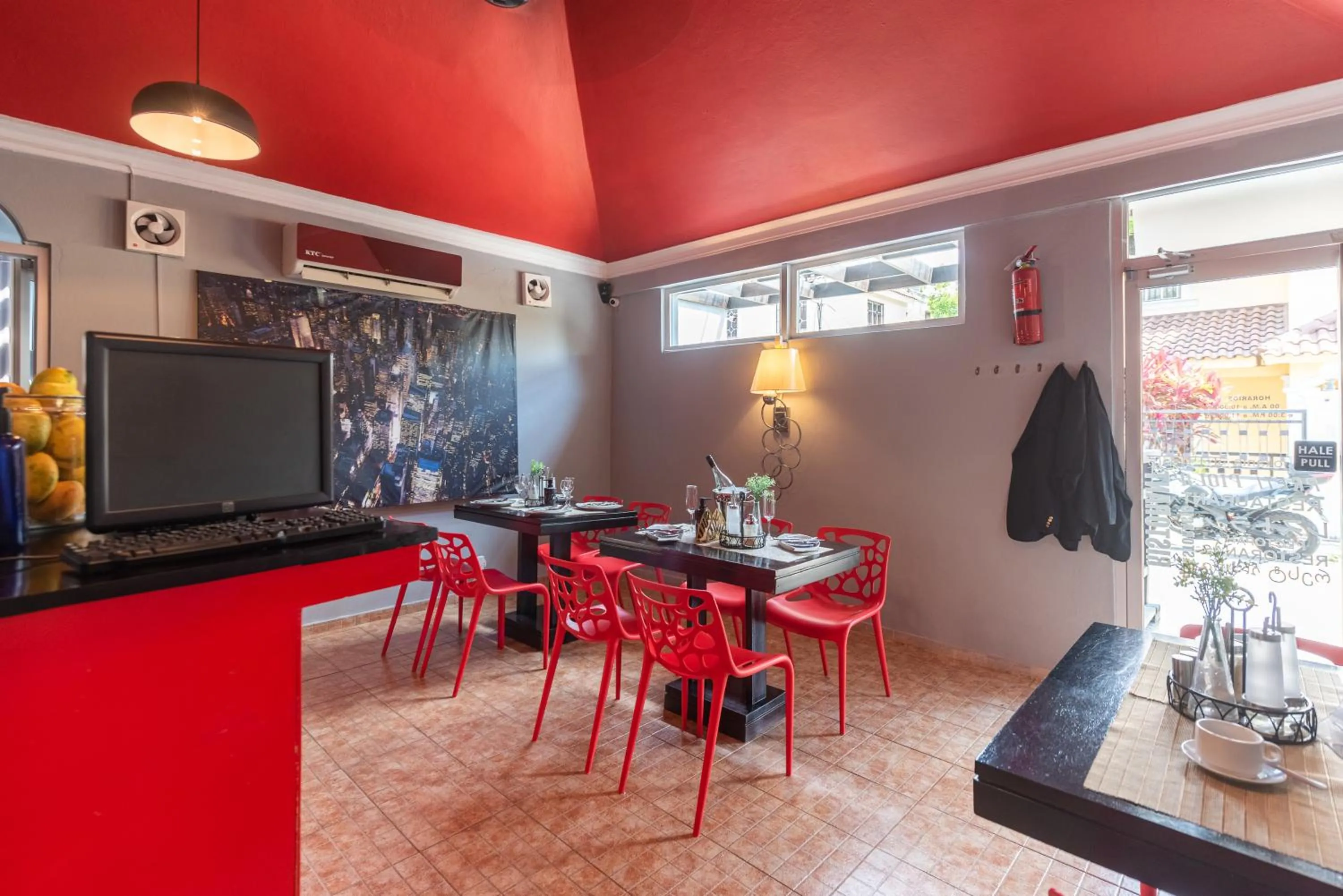 Restaurant/places to eat in Hotel Casa Jum