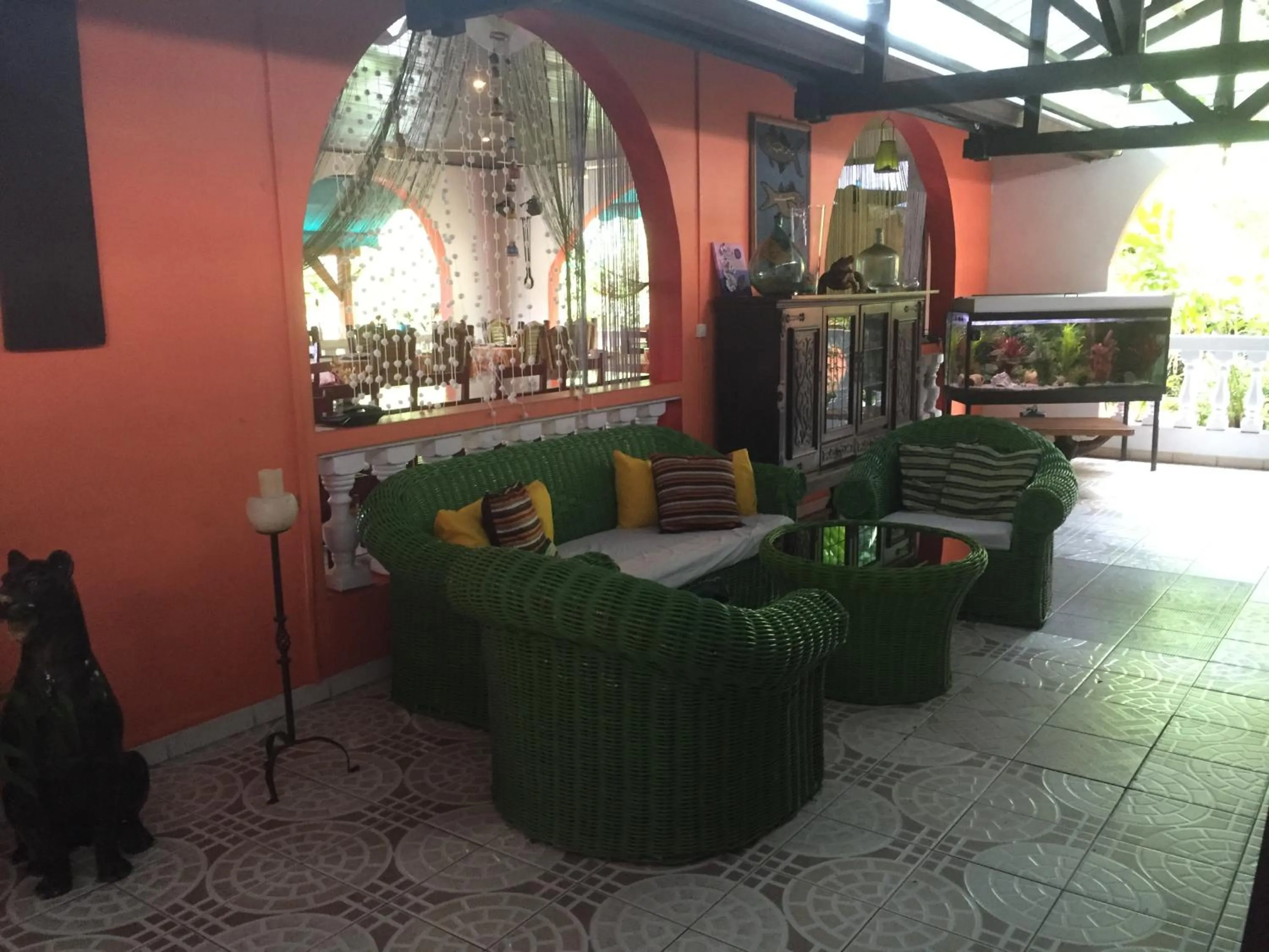 Lounge or bar in Hotel L'ebene Verte