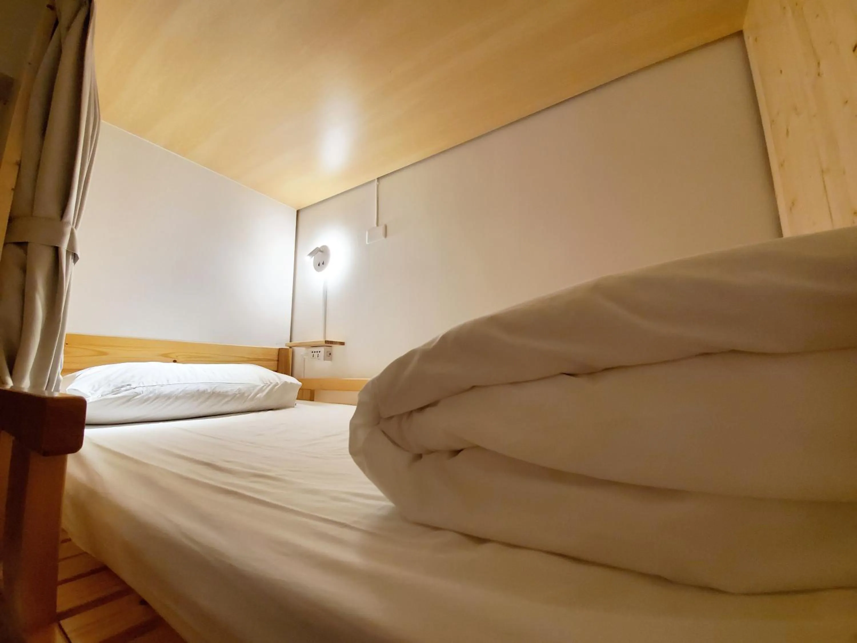 bunk bed, Bed in On My Way Taitung Hostel