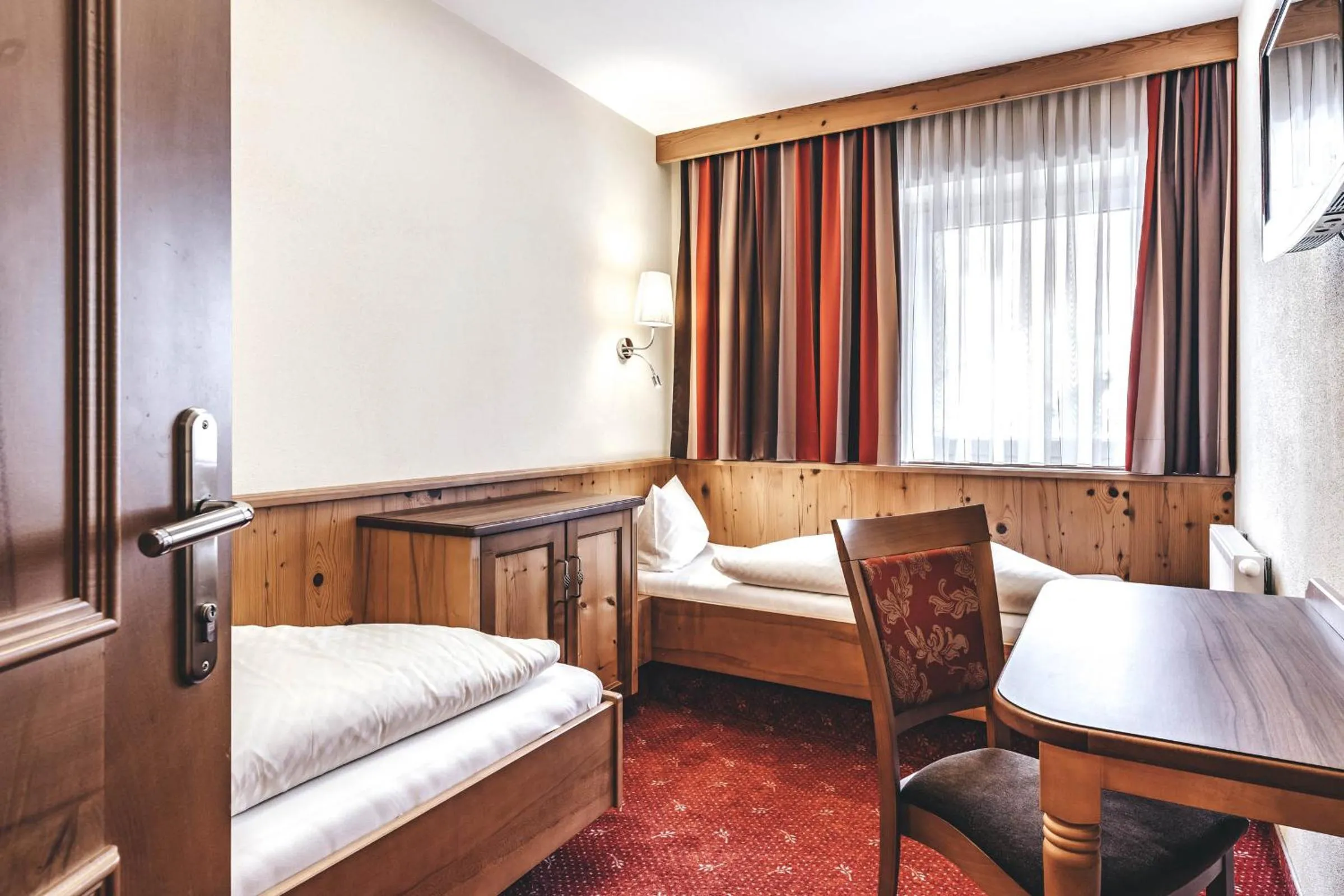 Bedroom, Bed in Hotel Rose