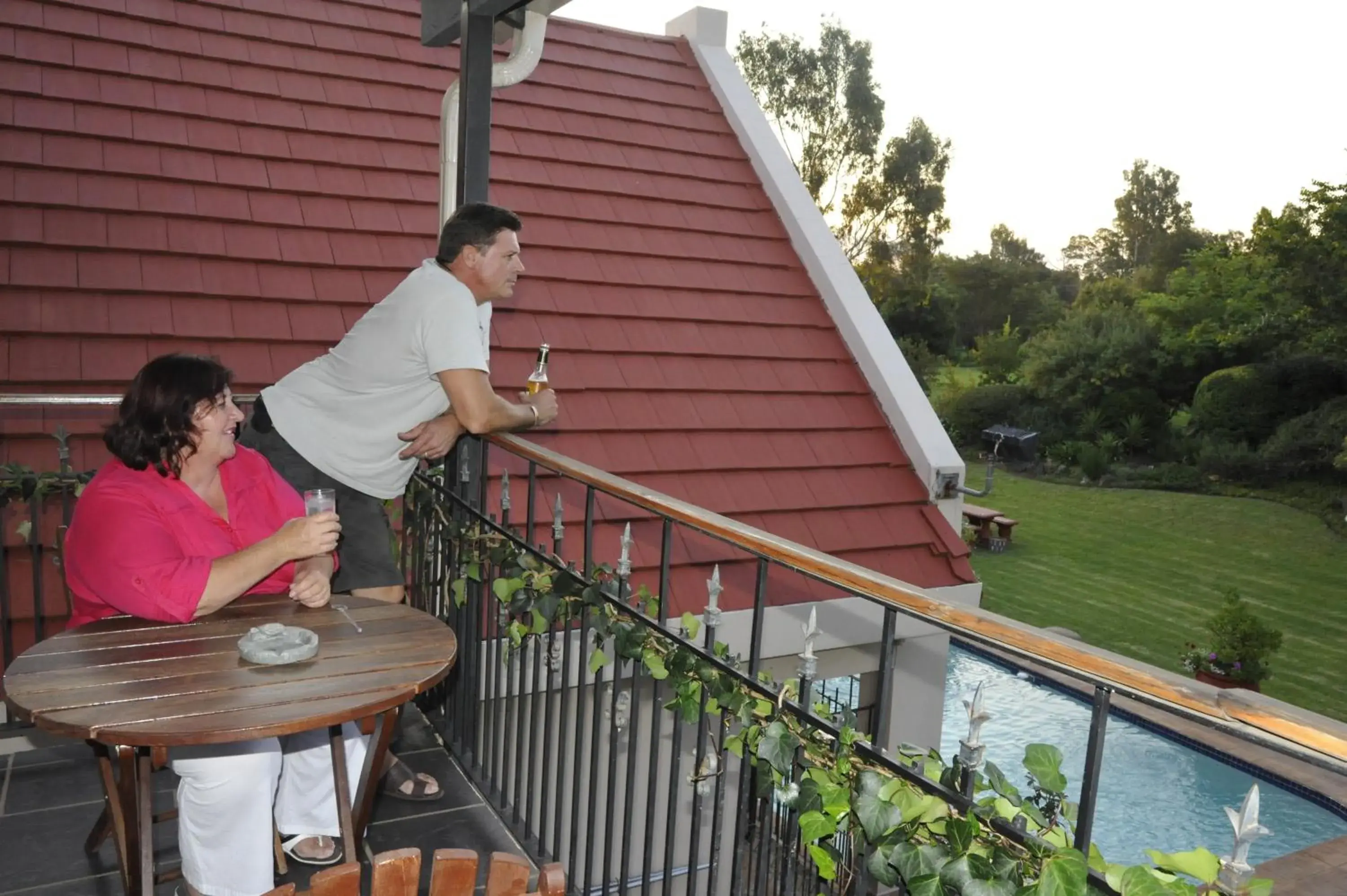 Queen Room with Balcony in Ipe Tombe Guest Lodge - Midrand Queen Room with Balcony in Ipe Tombe Guest Lodge - Midrand