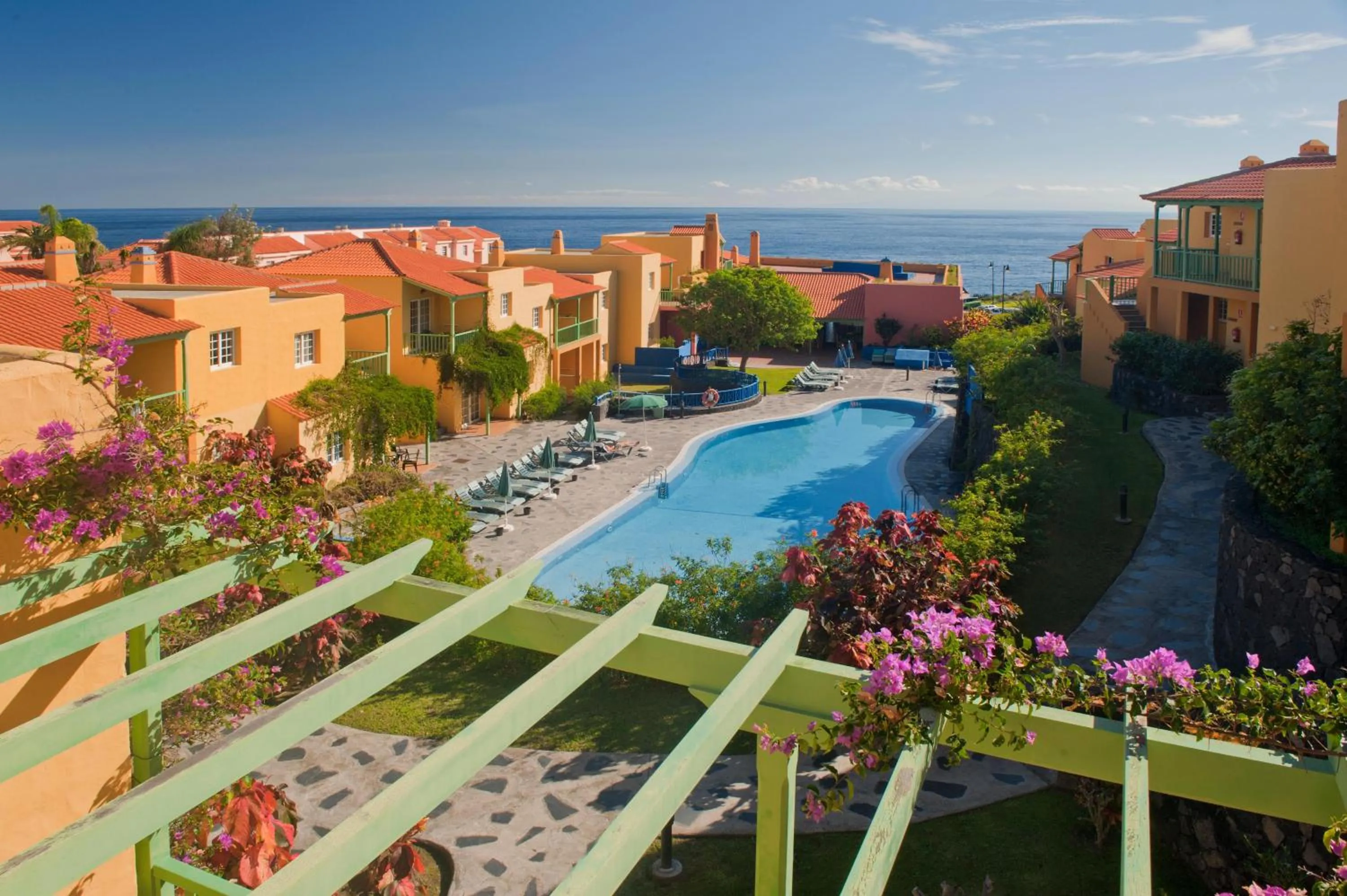 Swimming pool in Apartamentos La Caleta