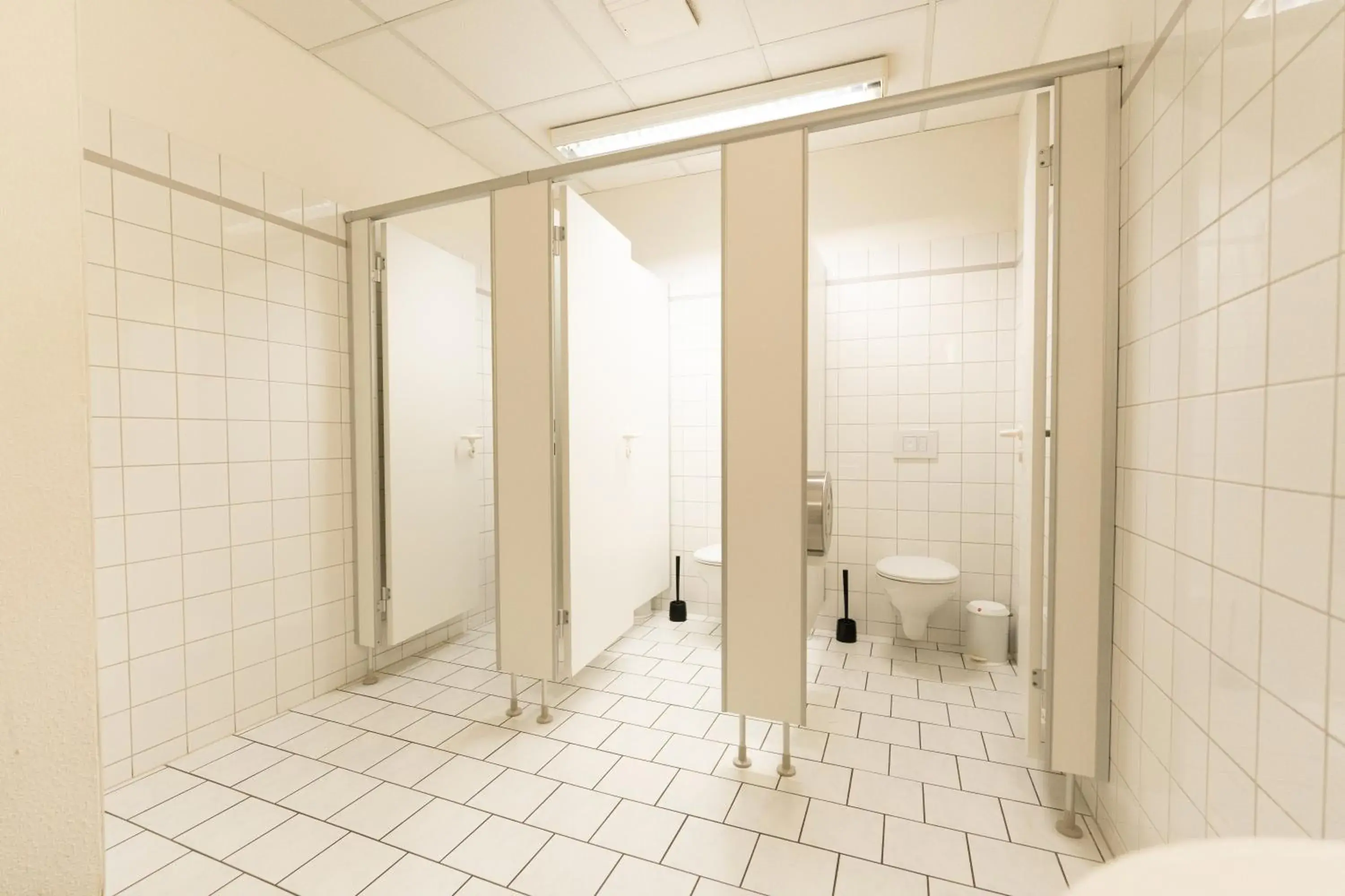 Single Bed in 6 Mixed Dormitory Room in Industriepalast Berlin Single Bed in 6 Mixed Dormitory Room in Industriepalast Berlin