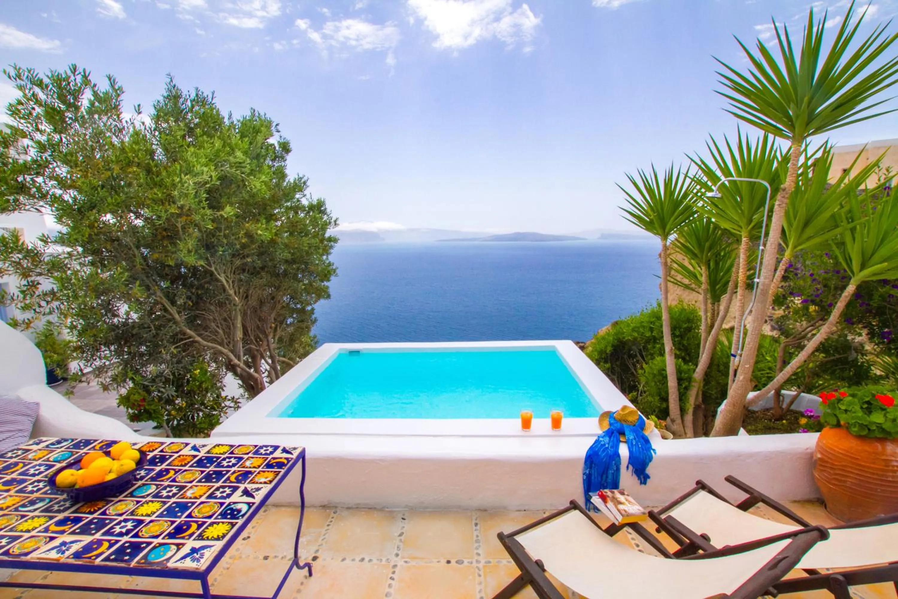 Pool view in Ifestio Villas Oia