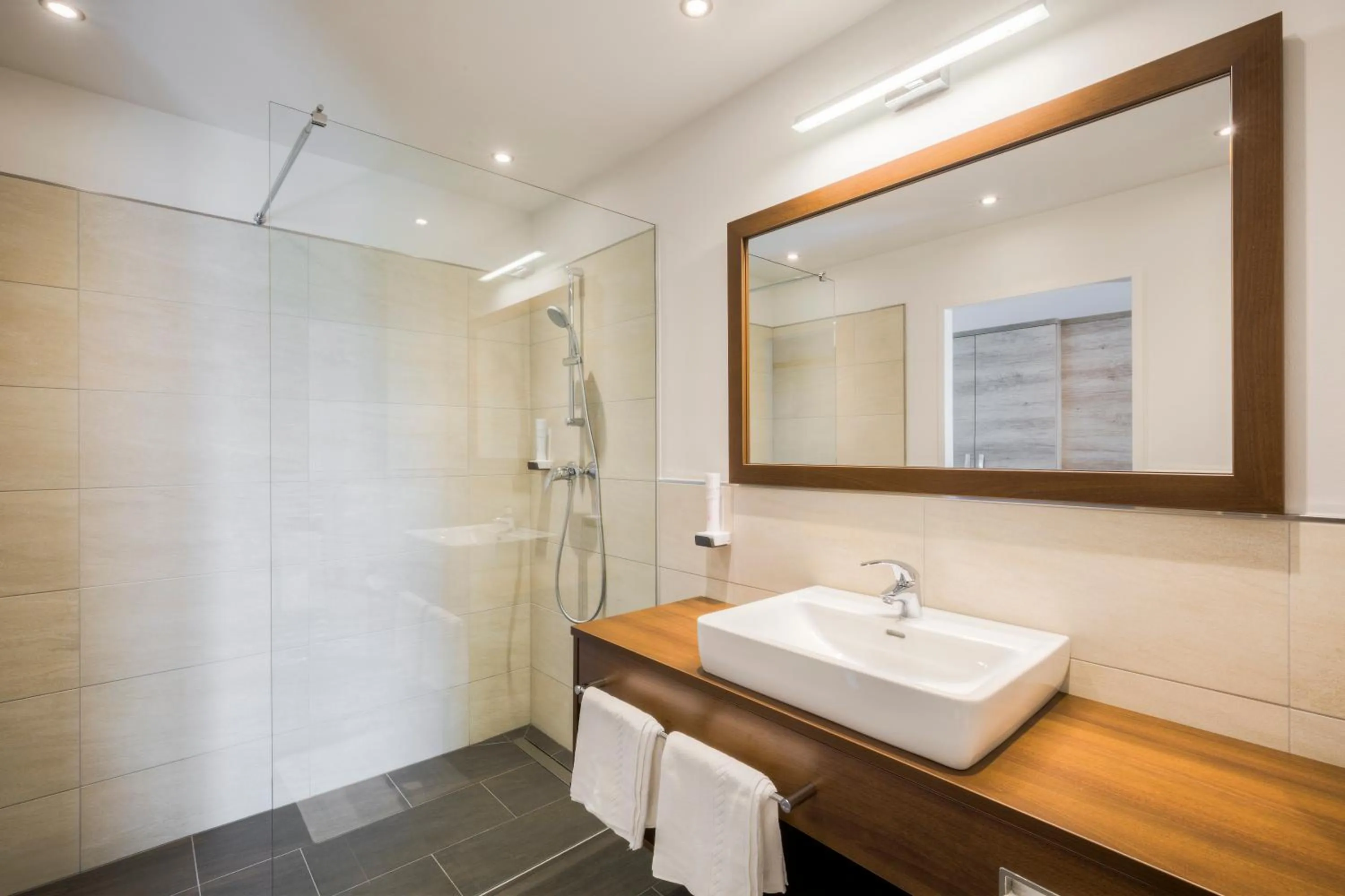 Bathroom in Seehotel Das JO