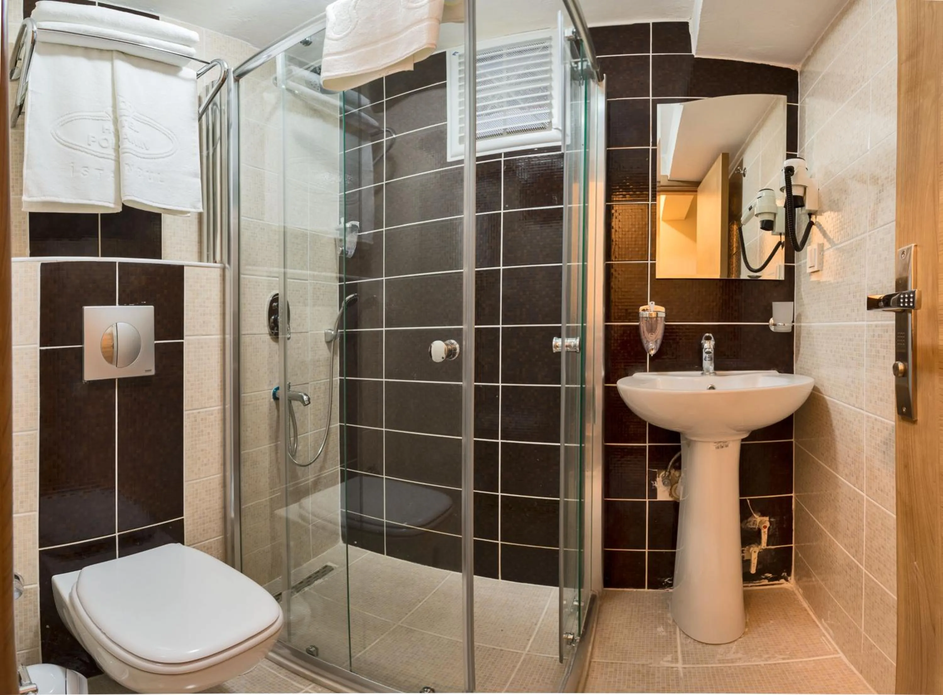 Bedroom in Polanin Hotel