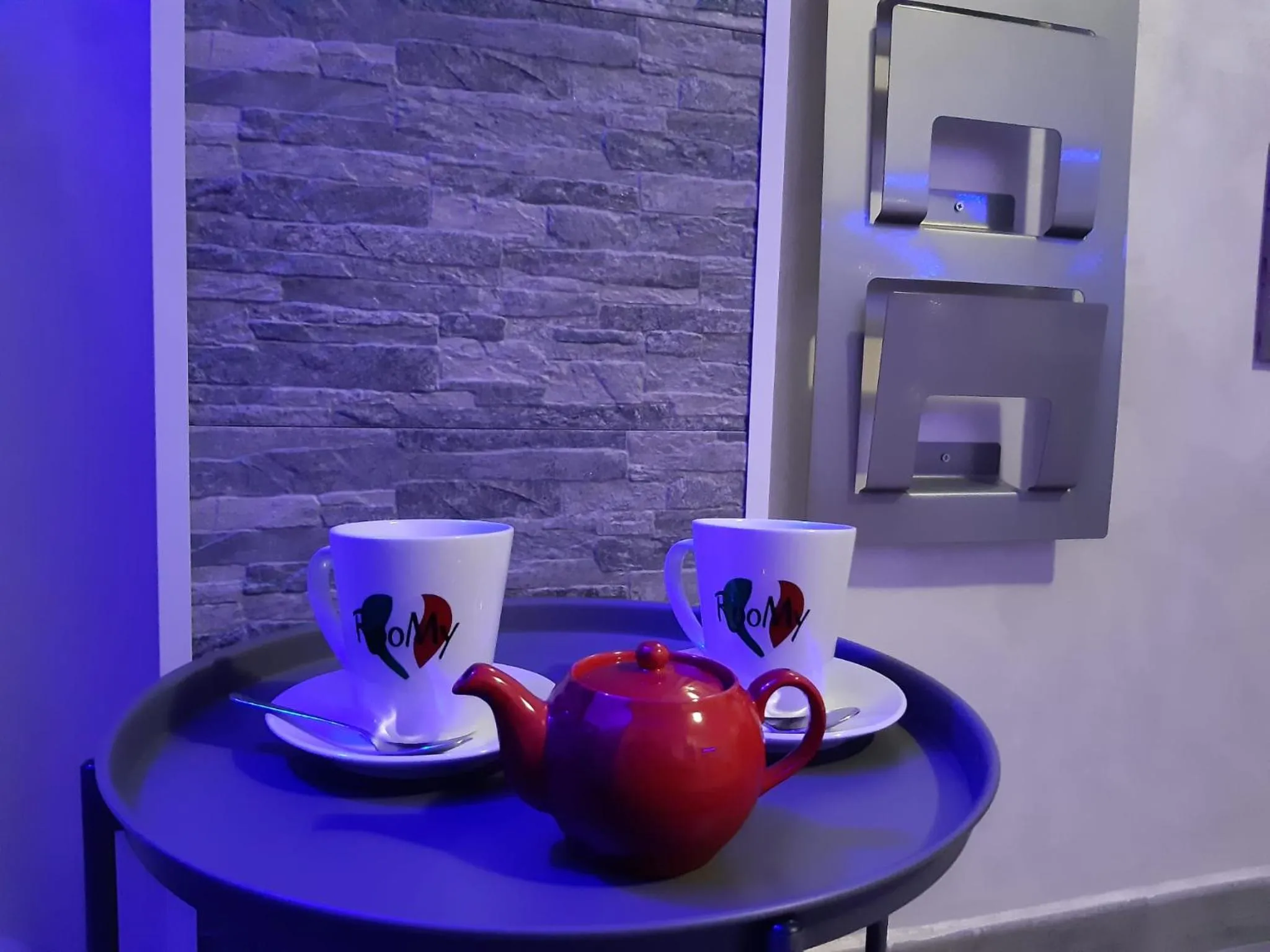 People in Guest House Il Faraone