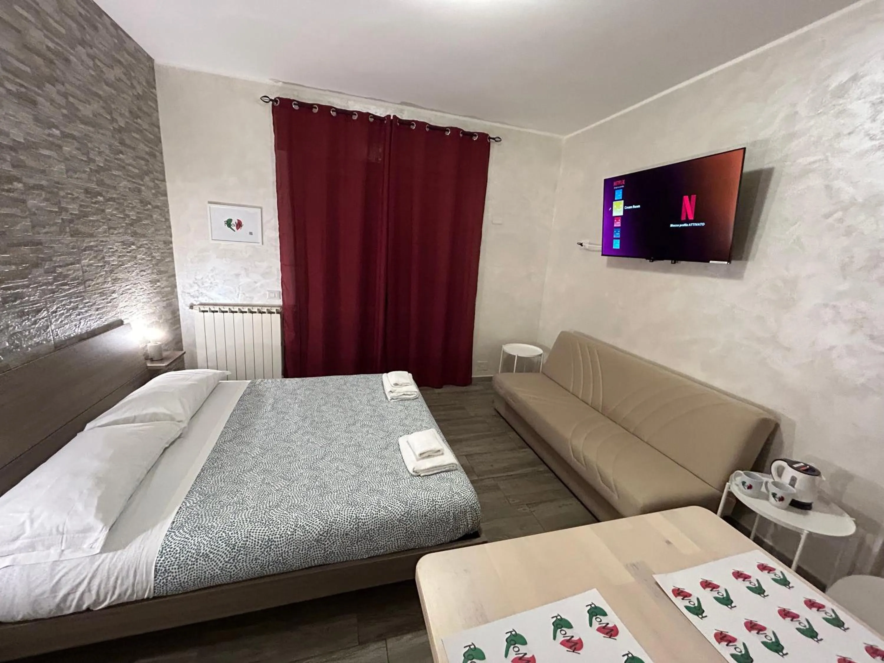 Photo of the whole room, Bed in Guest House Il Faraone