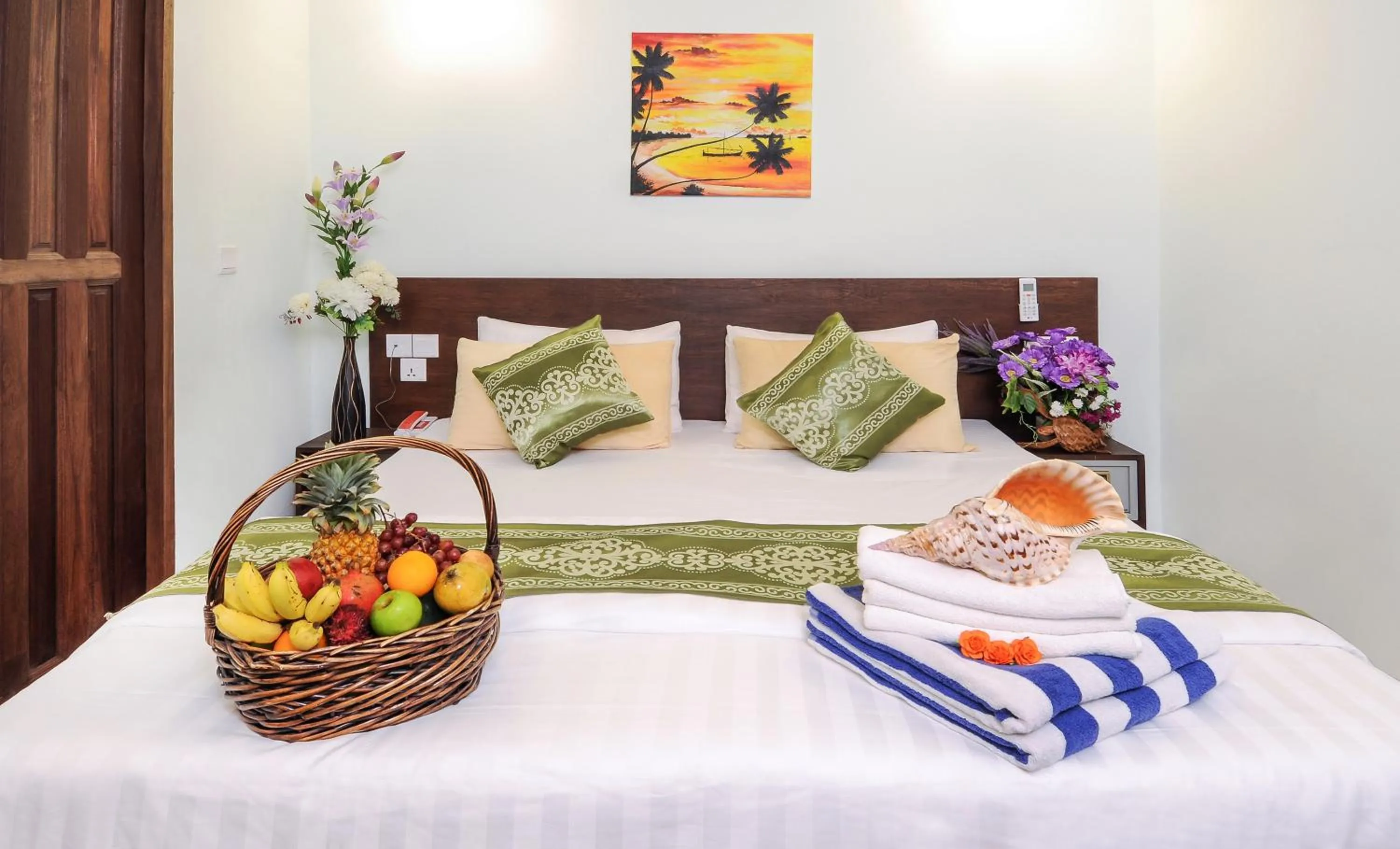 Bed in Salt Beach Hotel